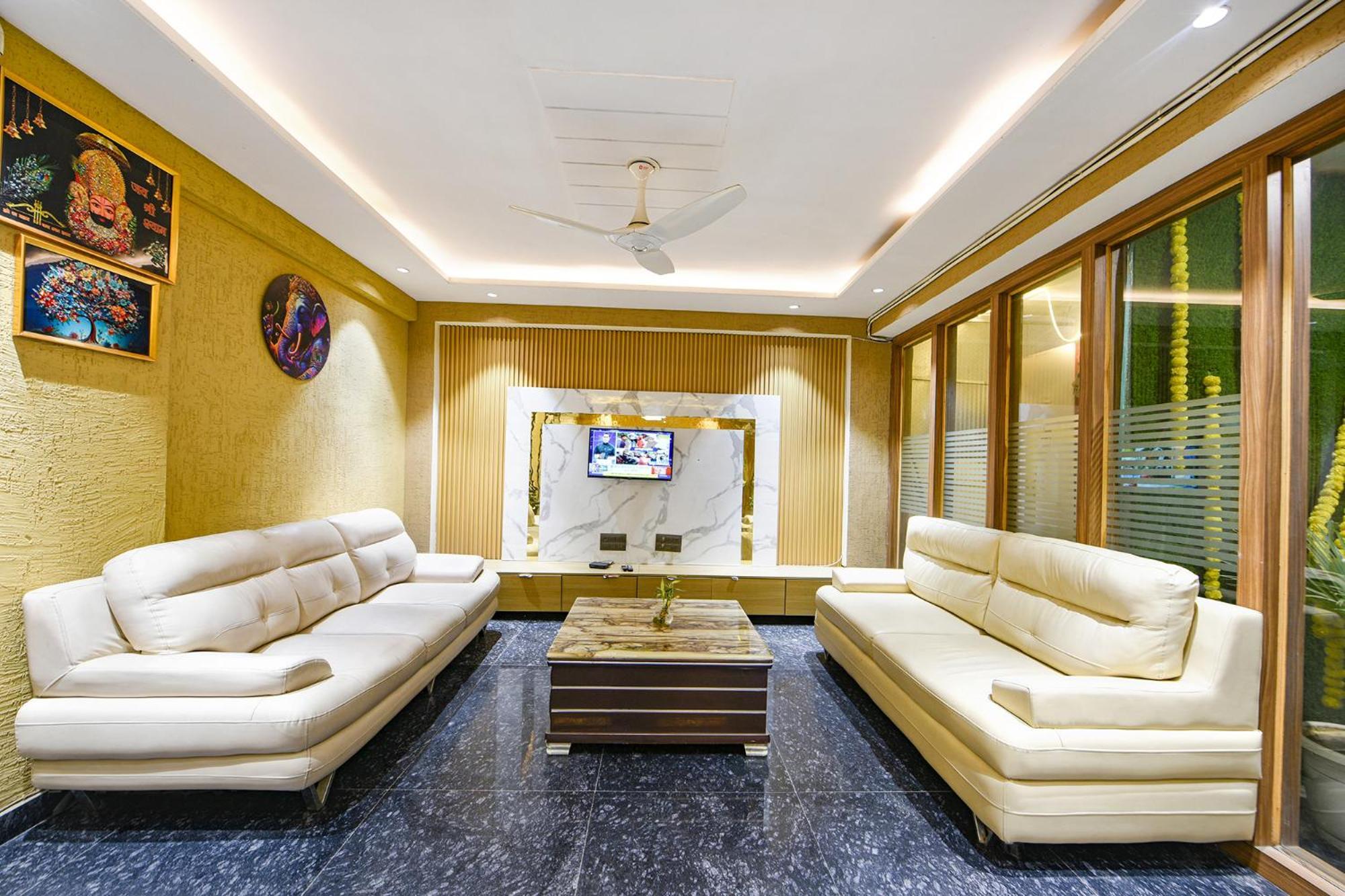 Fabhotel Dm 45 - Nr Millenium City Center Metro 3* Gurgaon