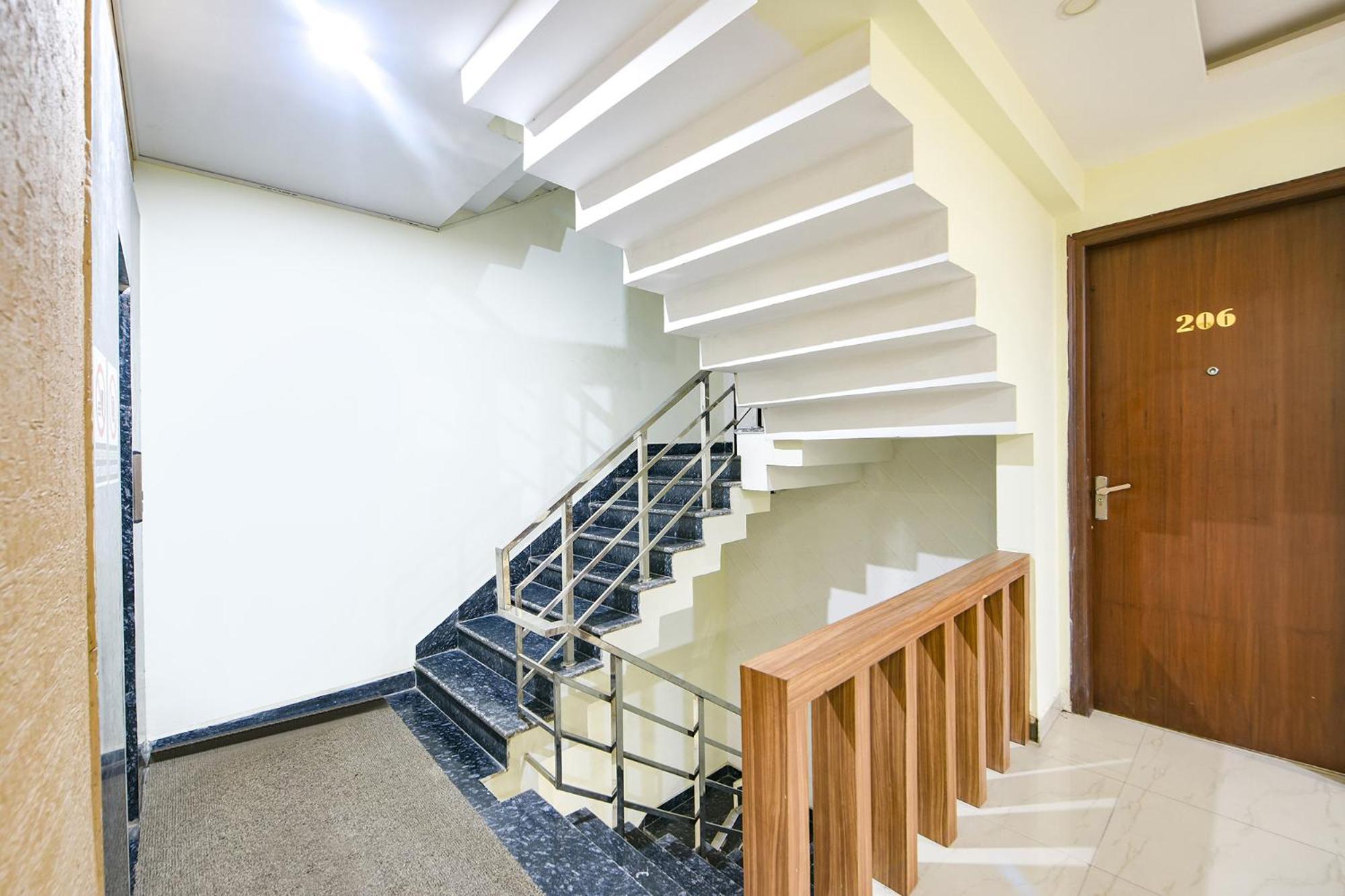 Fabhotel Dm 45 - Nr Millenium City Center Metro Hotel Gurgaon