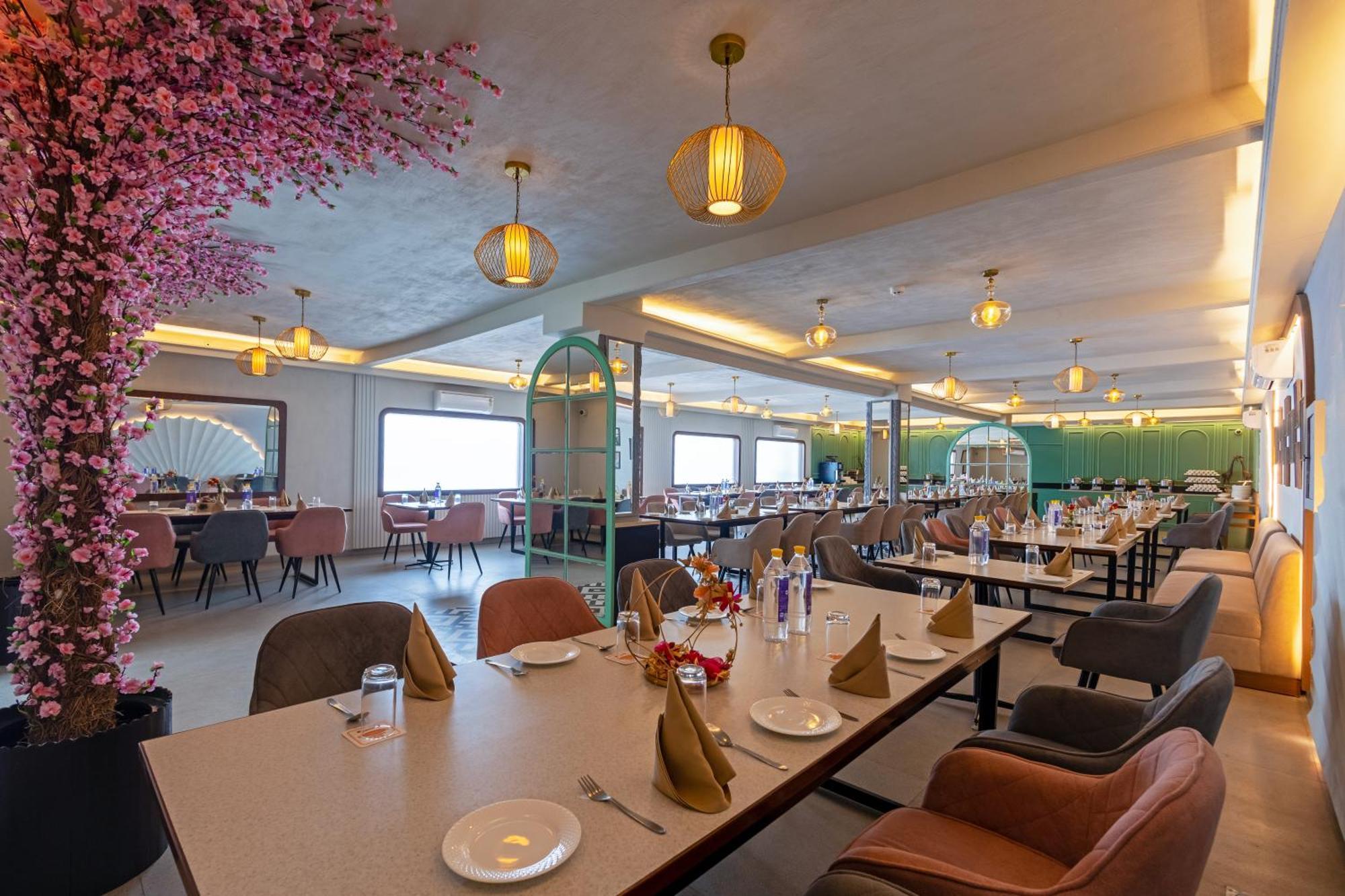 Aapno Ghar & Amusement Park Resort