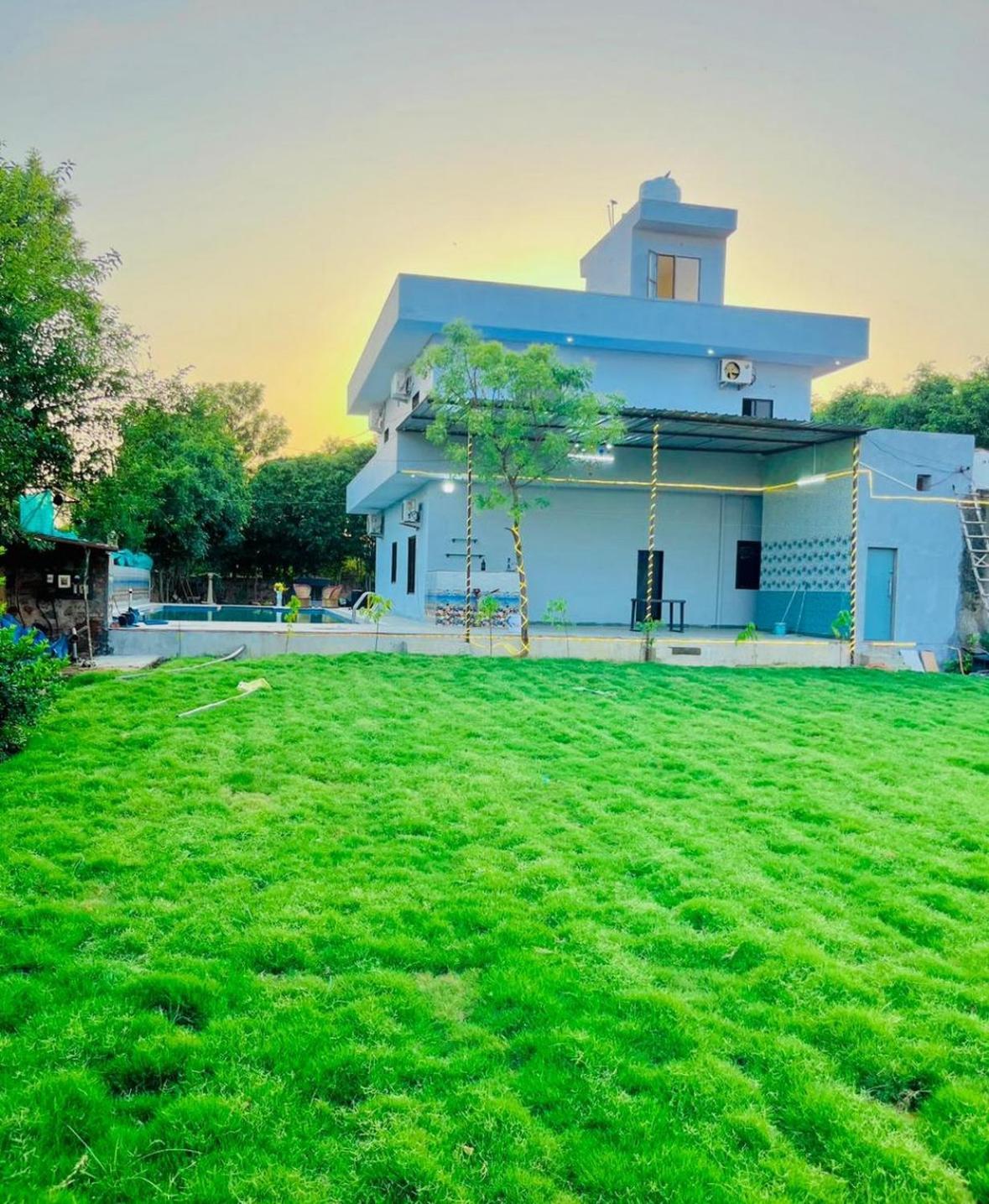 Villa Bella Ranch Farms And