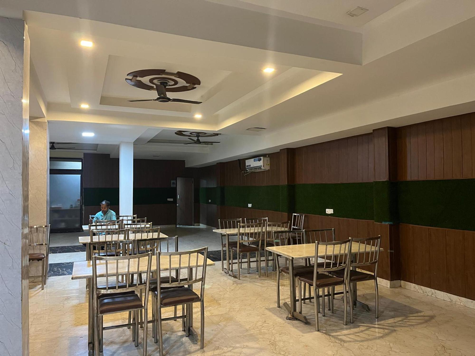 Hotel Comfort 3*