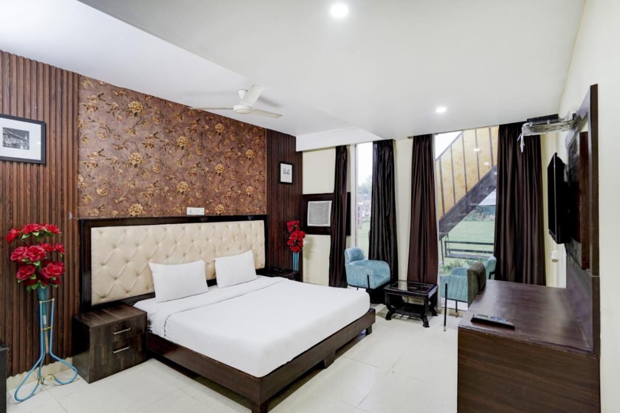 Jps Residency Resort 3*