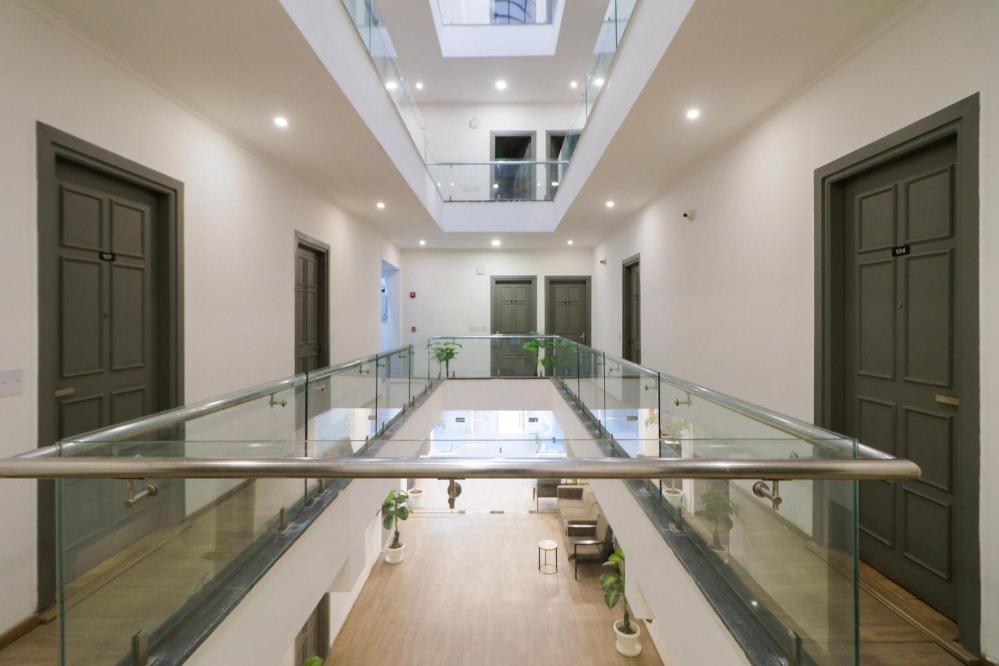 Hotel Townhouse Flora Lite Gurgaon