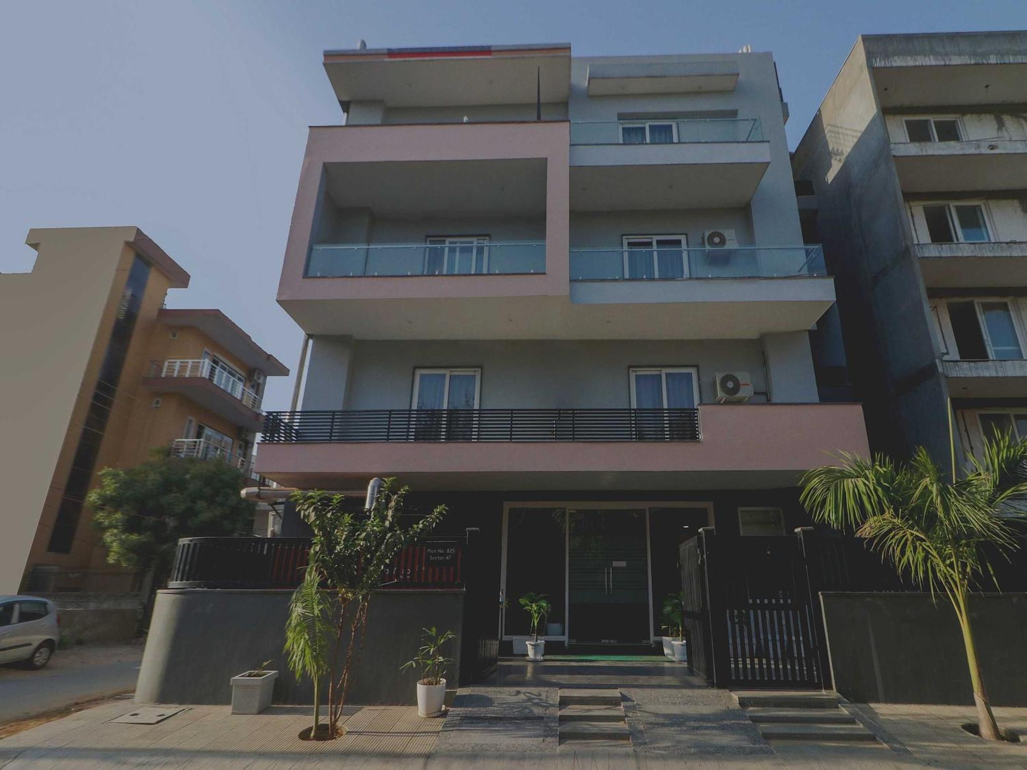 Townhouse Flora Lite 4* Gurgaon