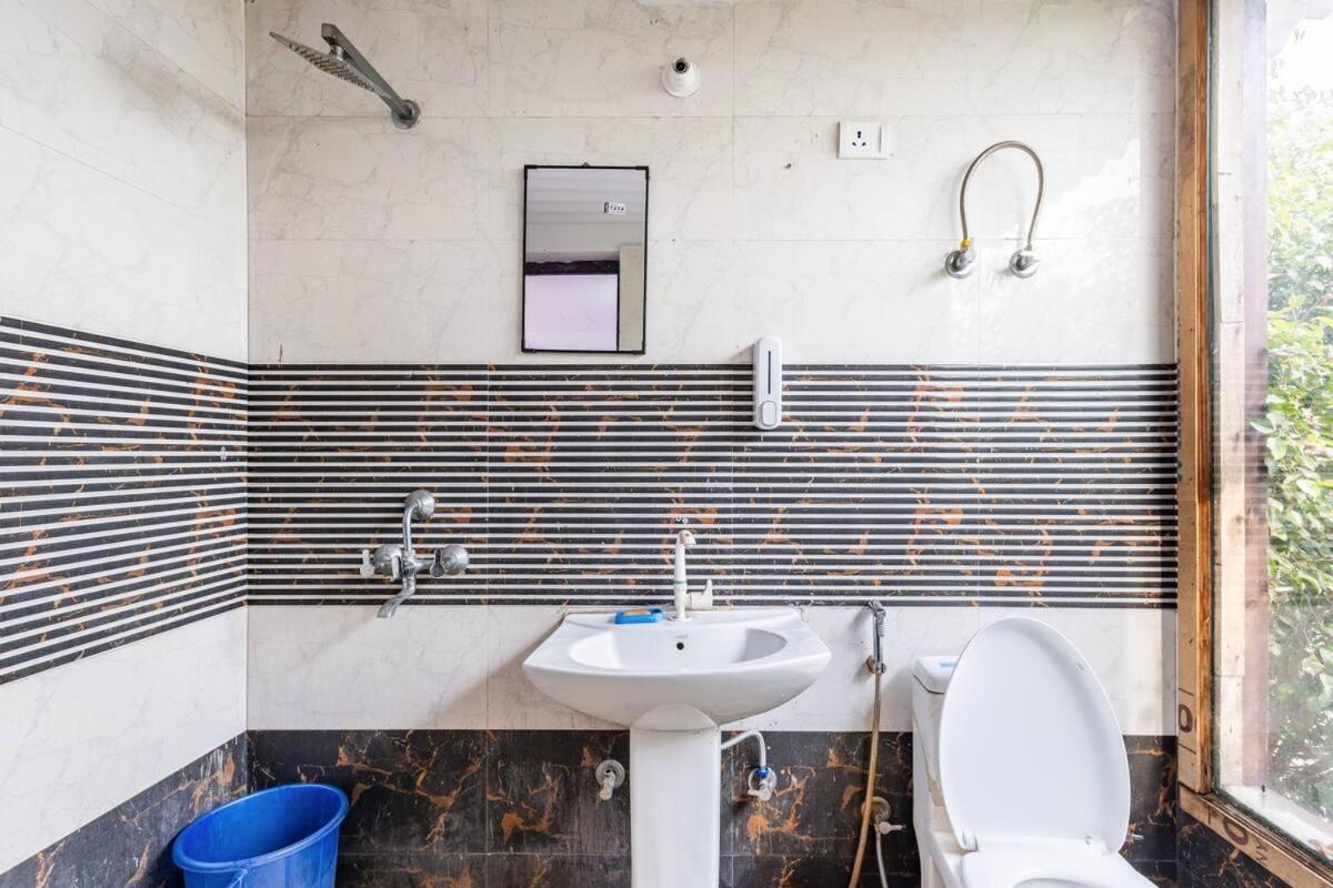Viable C95 Ansal Aravali * Gurgaon