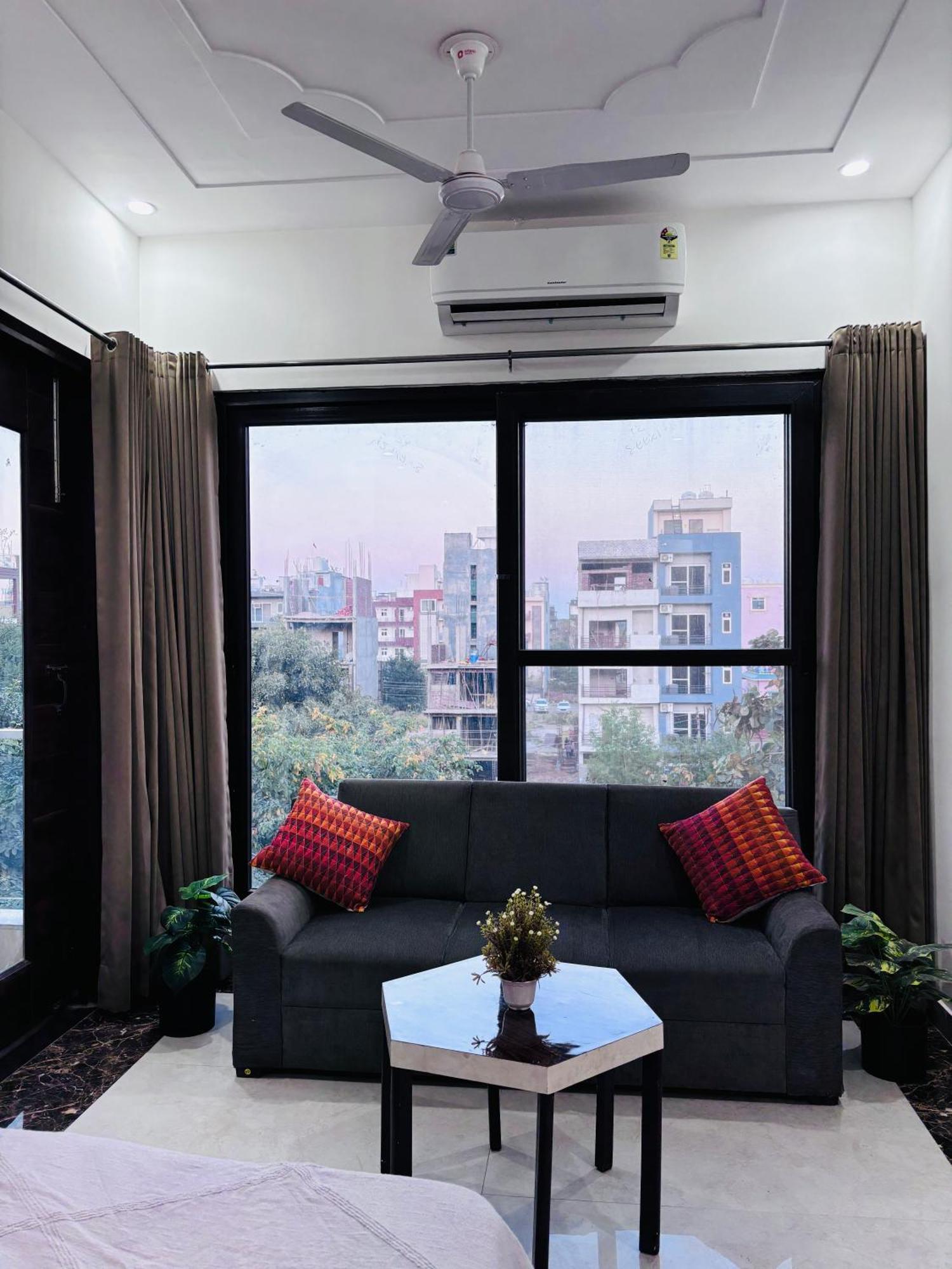 Homestay Abhrayah Homes Comfy 2bhk *