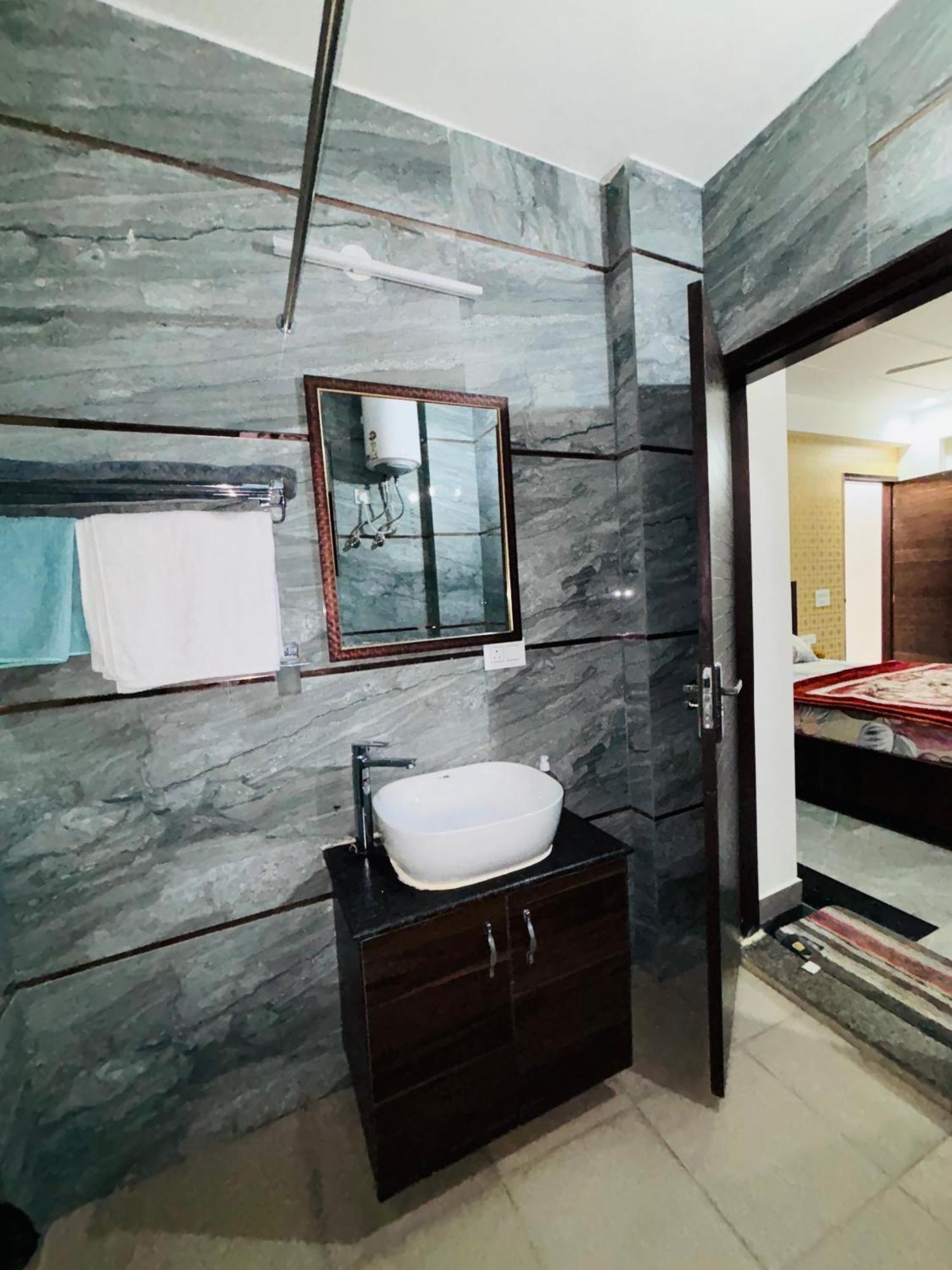 Abhrayah Homes Comfy 2bhk Homestay *