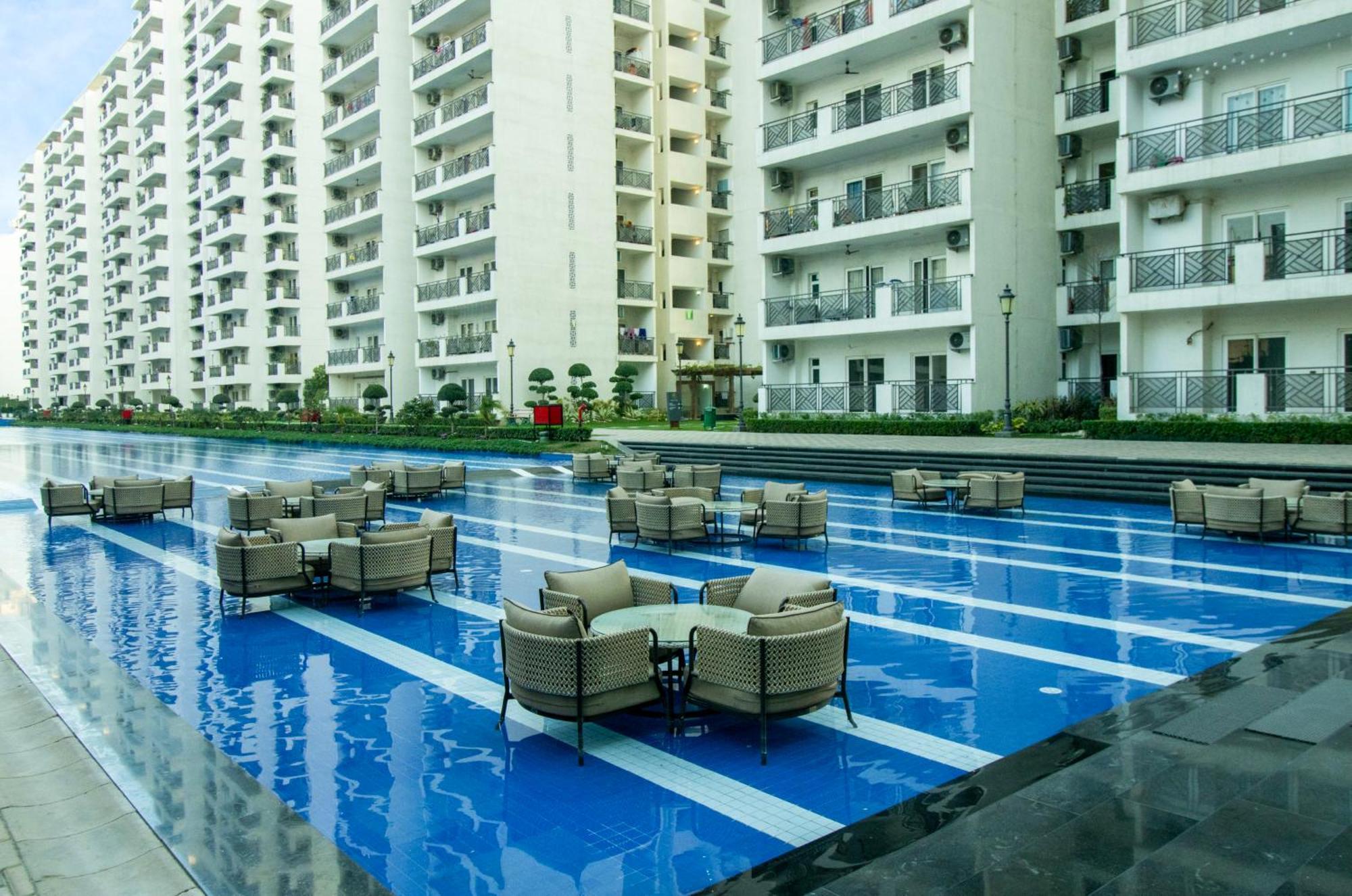 Posh 1br In Gurugram With Club Facilities * Gurgaon