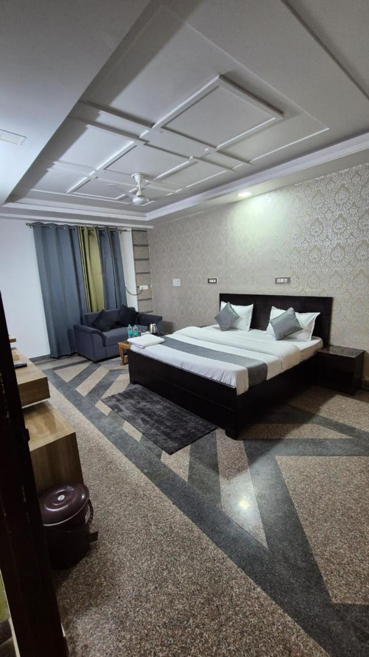 Raj Residency 3* Gurgaon