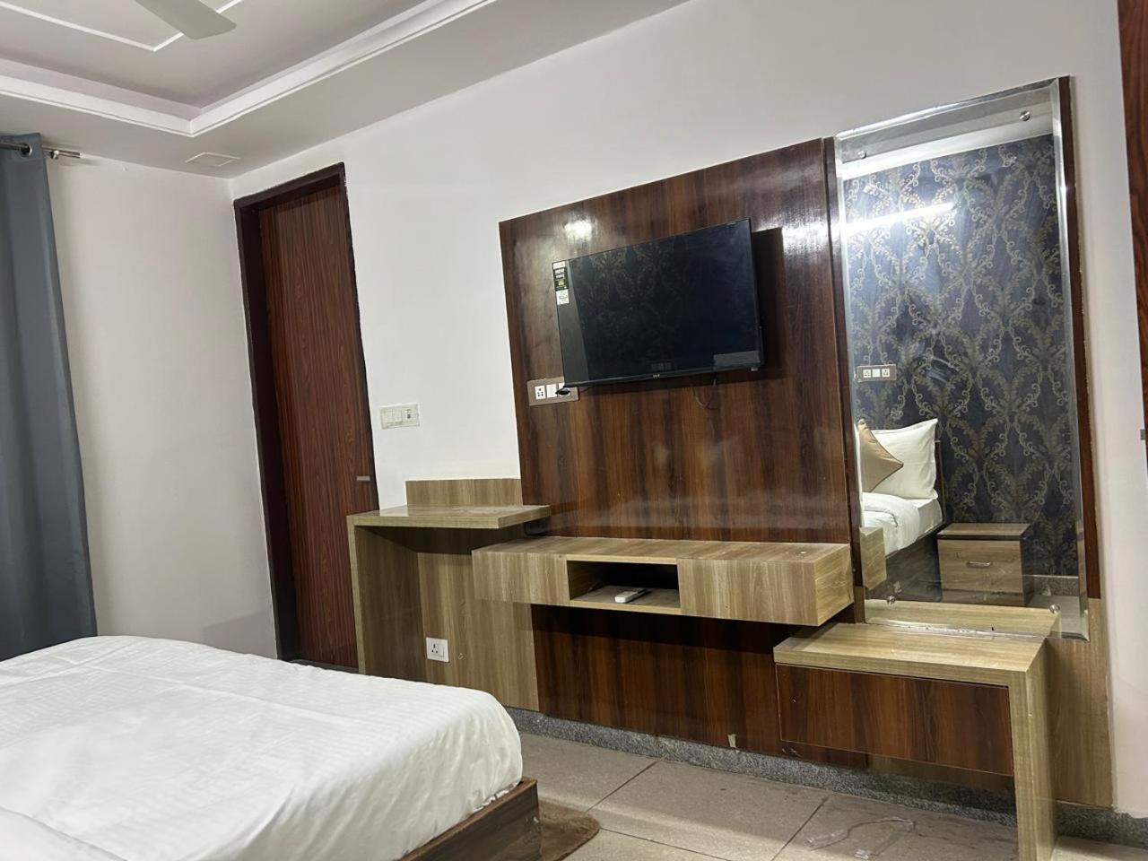 Raj Residency
