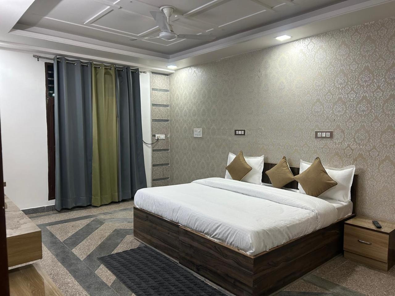 Raj Residency Hotel