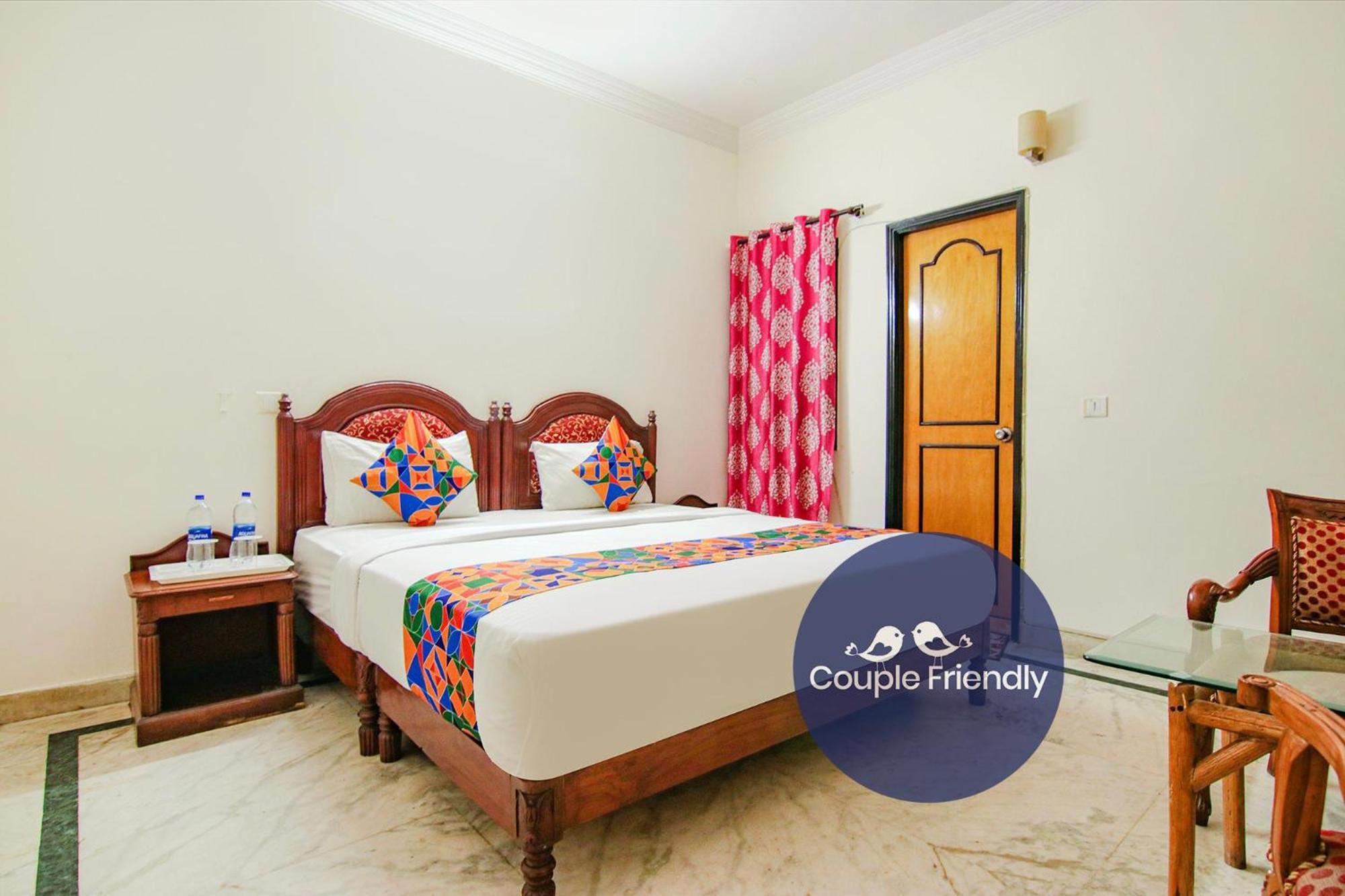 Hotel Fabhotel Singh Gurgaon