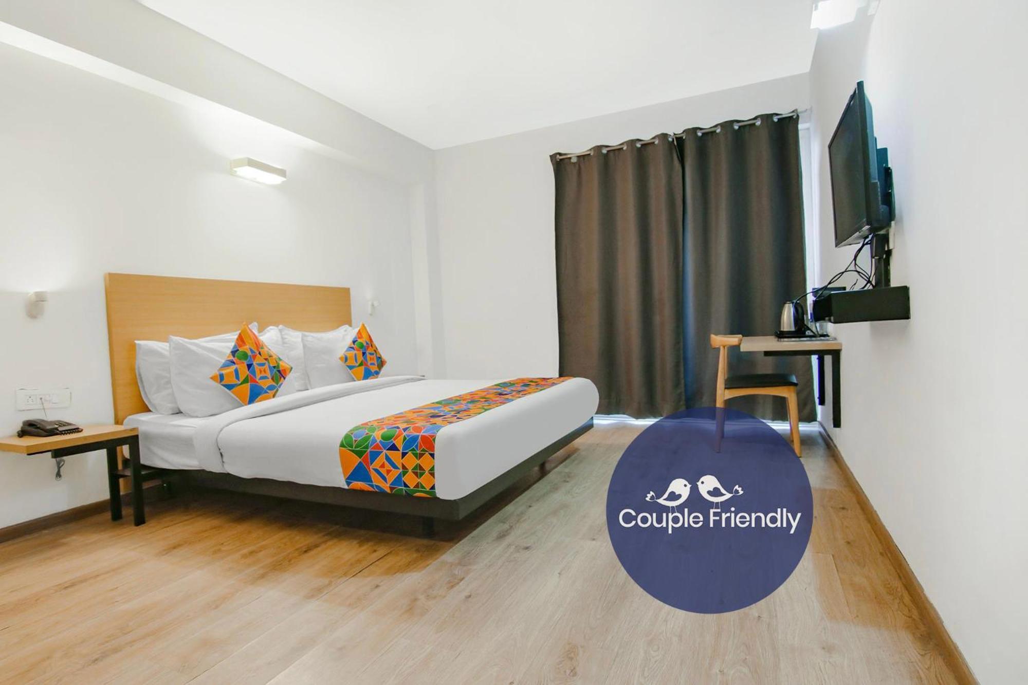 Hotel Fabhotel Infinity 3*