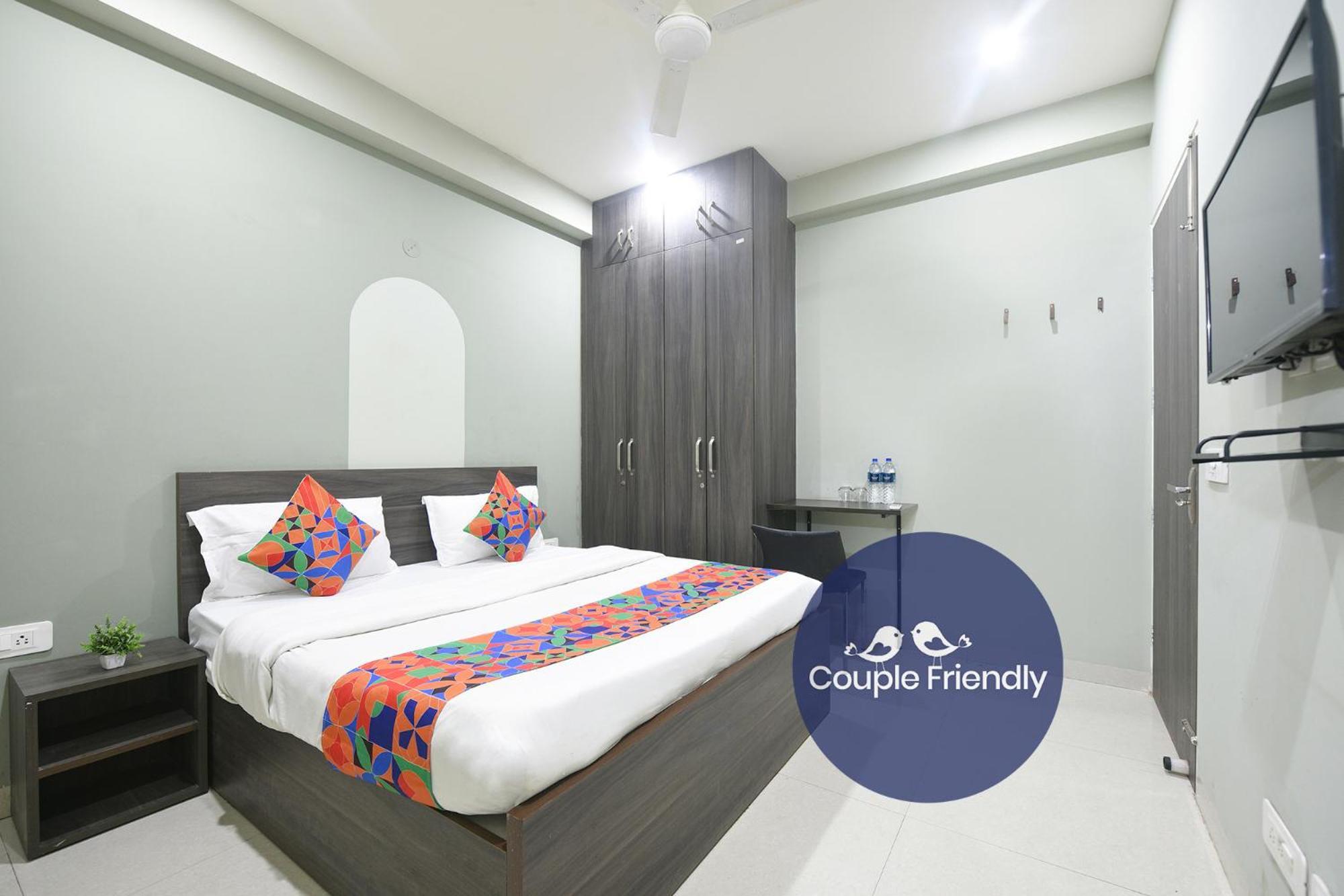 Hotel Fabhotel Alpha Gurgaon
