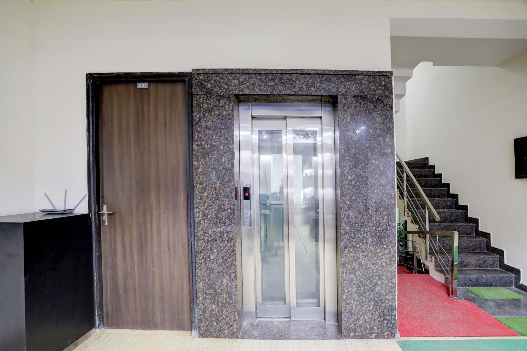 O Imperial Medicity Hotel Gurgaon