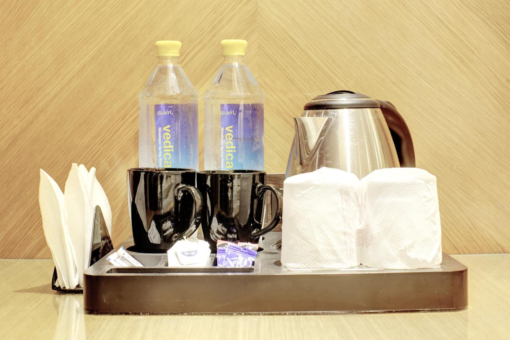 Aster Sec-39 I Fully Furnished 2bhk Apartment *