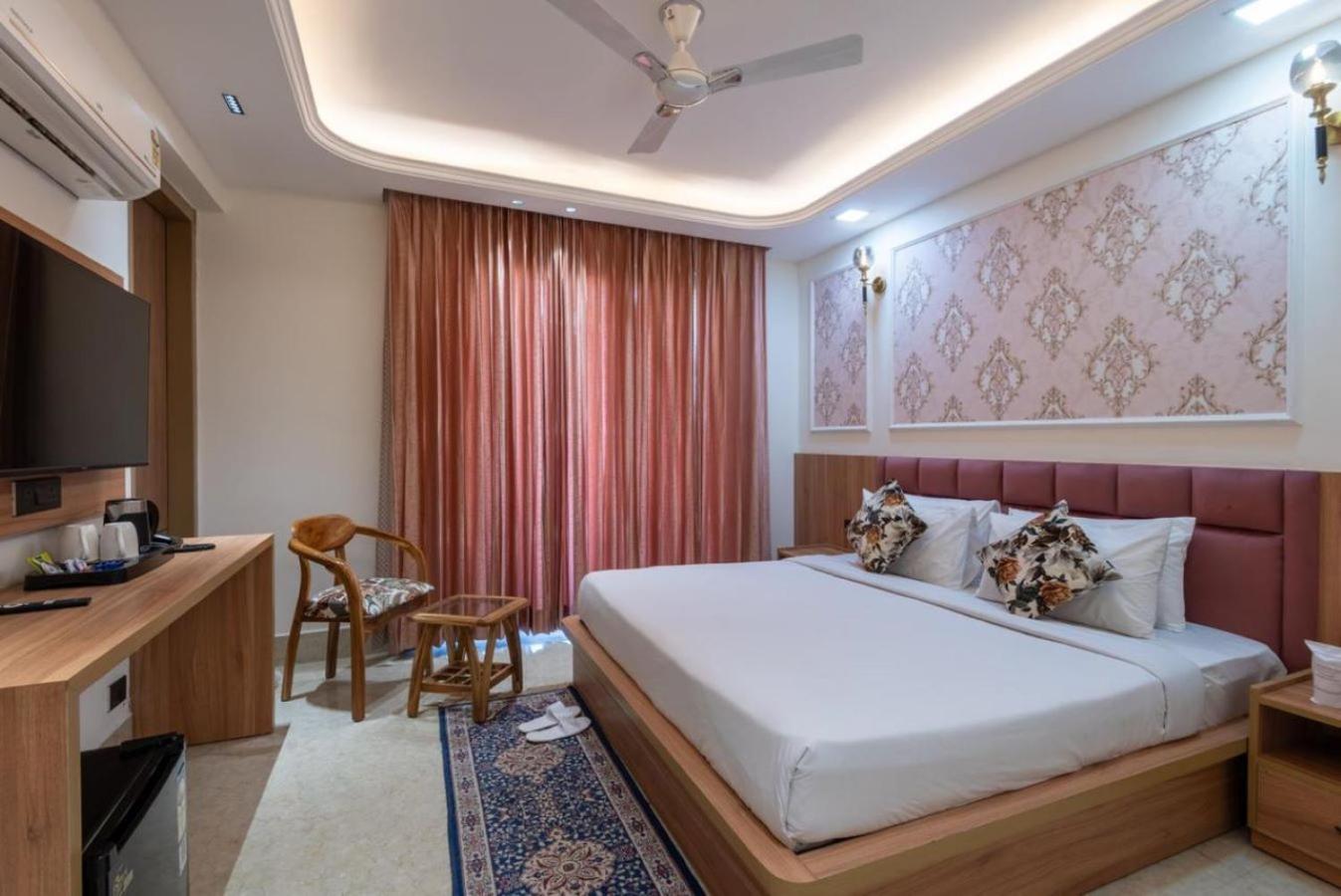 Aatithyam Residency Hotel Gurgaon