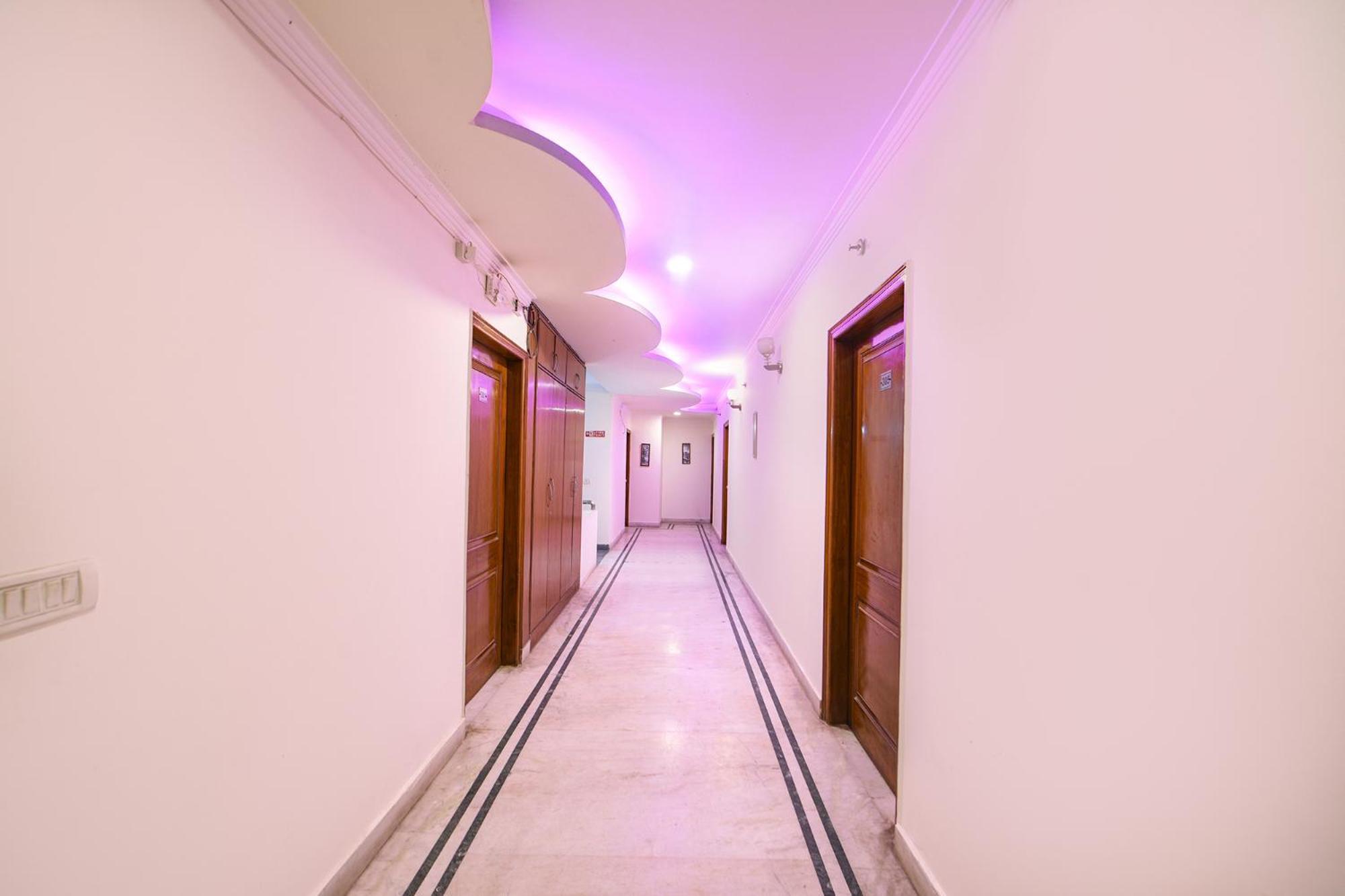 Gracious Hotel
