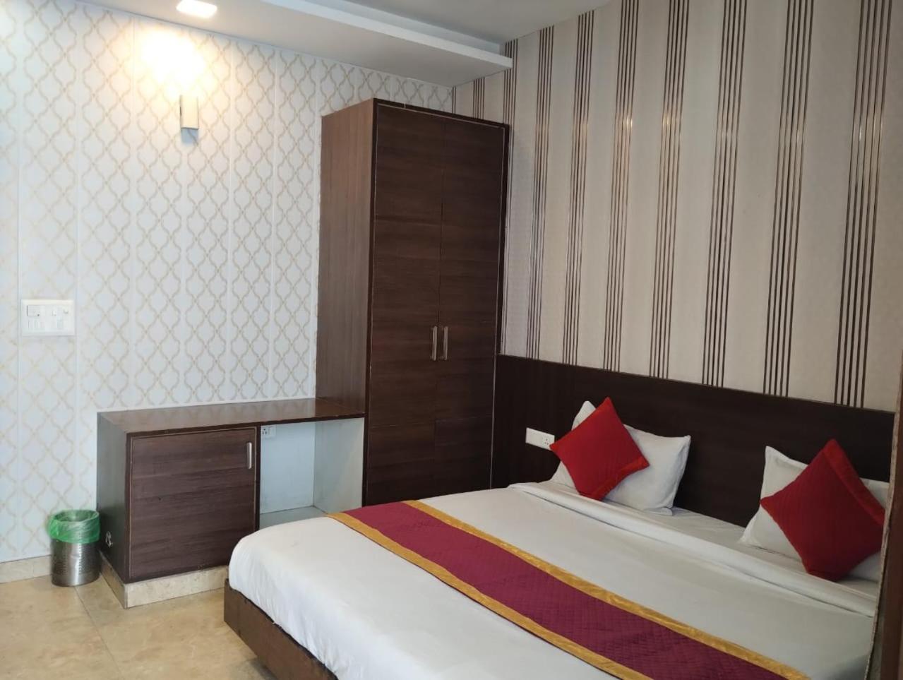 Rajvansh Palace Hotel