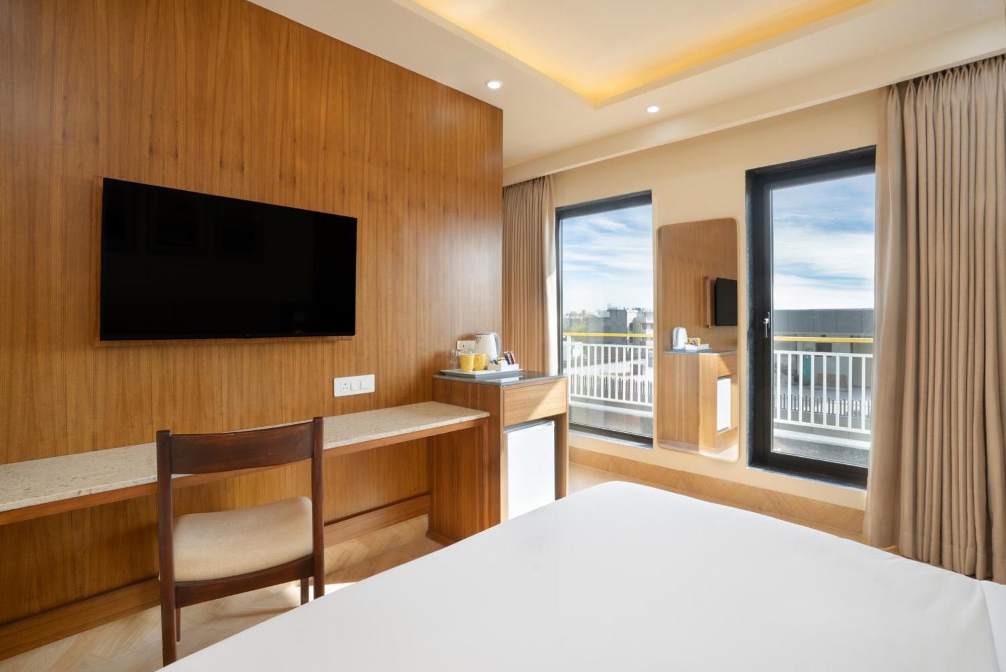 Hotel Bloom Boutique Sector 45