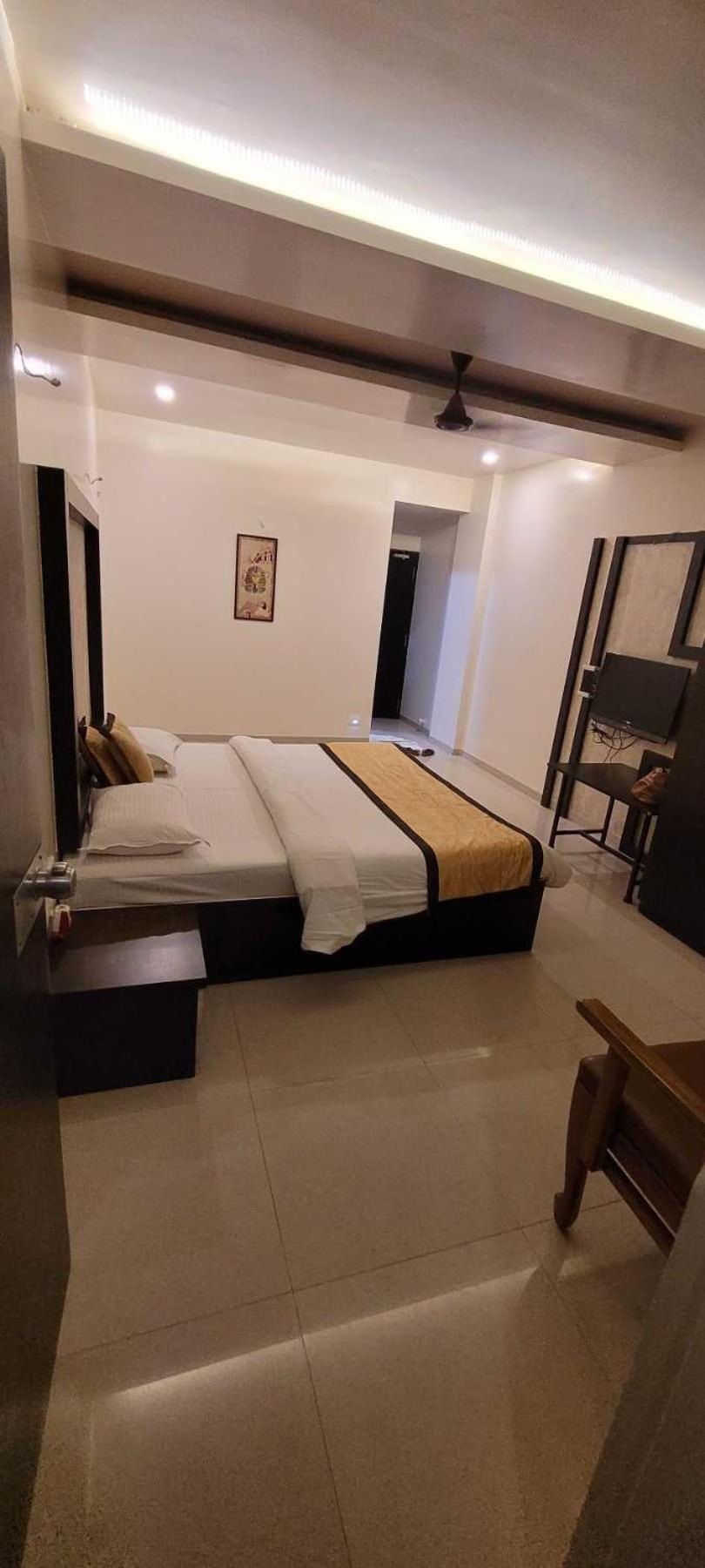 Hotel O Naveen Residancy 3*