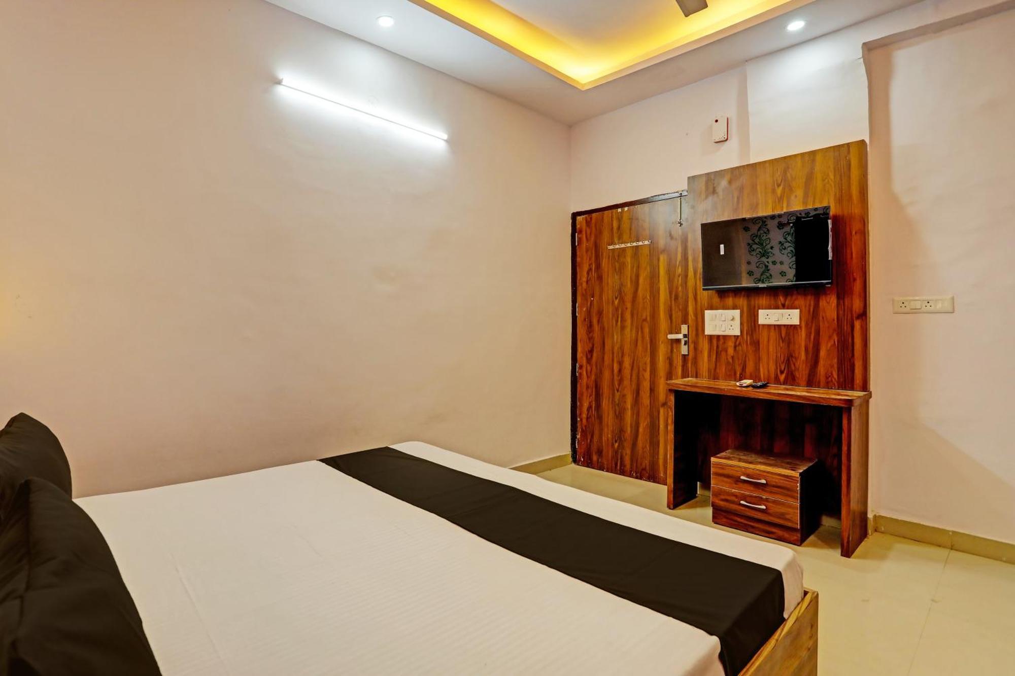 O Ananda Hotel