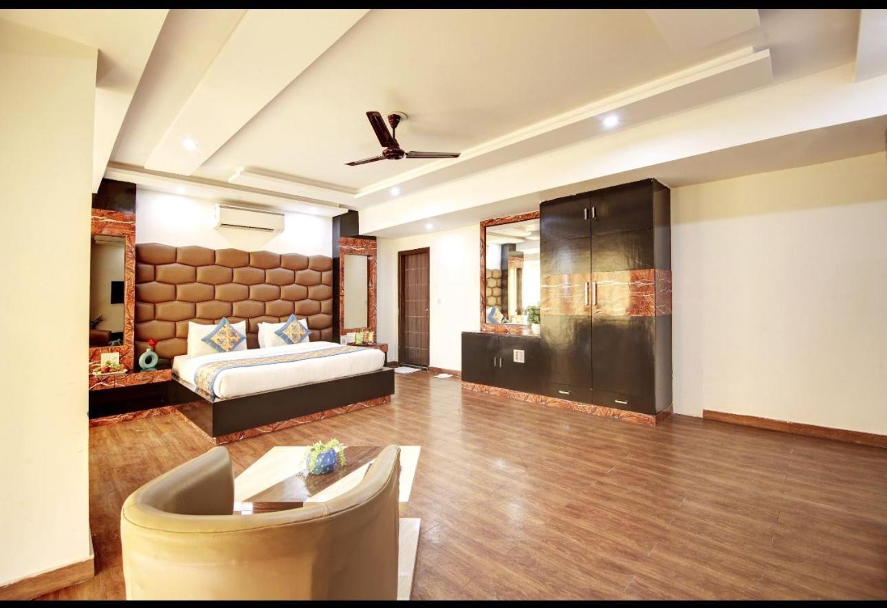 Grand Manor 3* Gurgaon