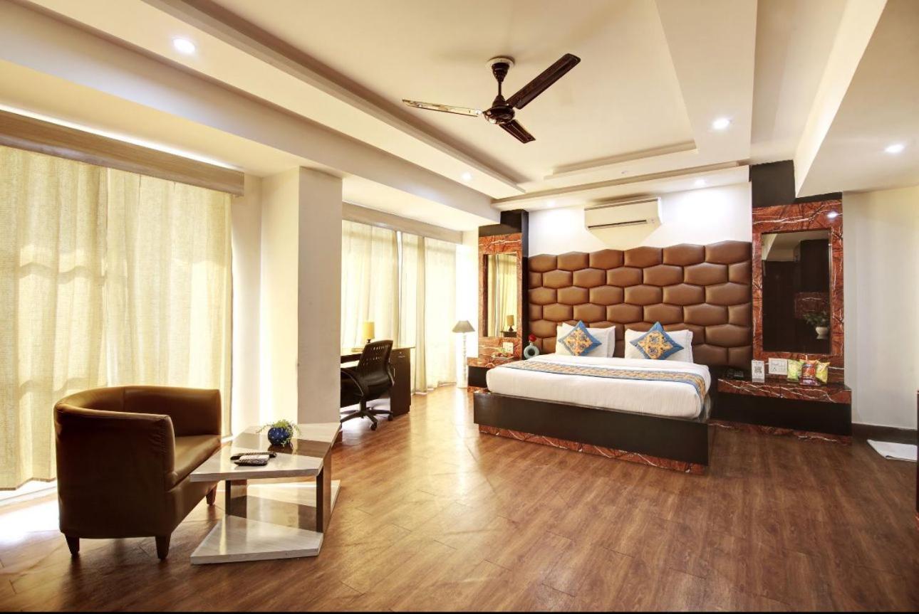 Grand Manor Hotel Gurgaon