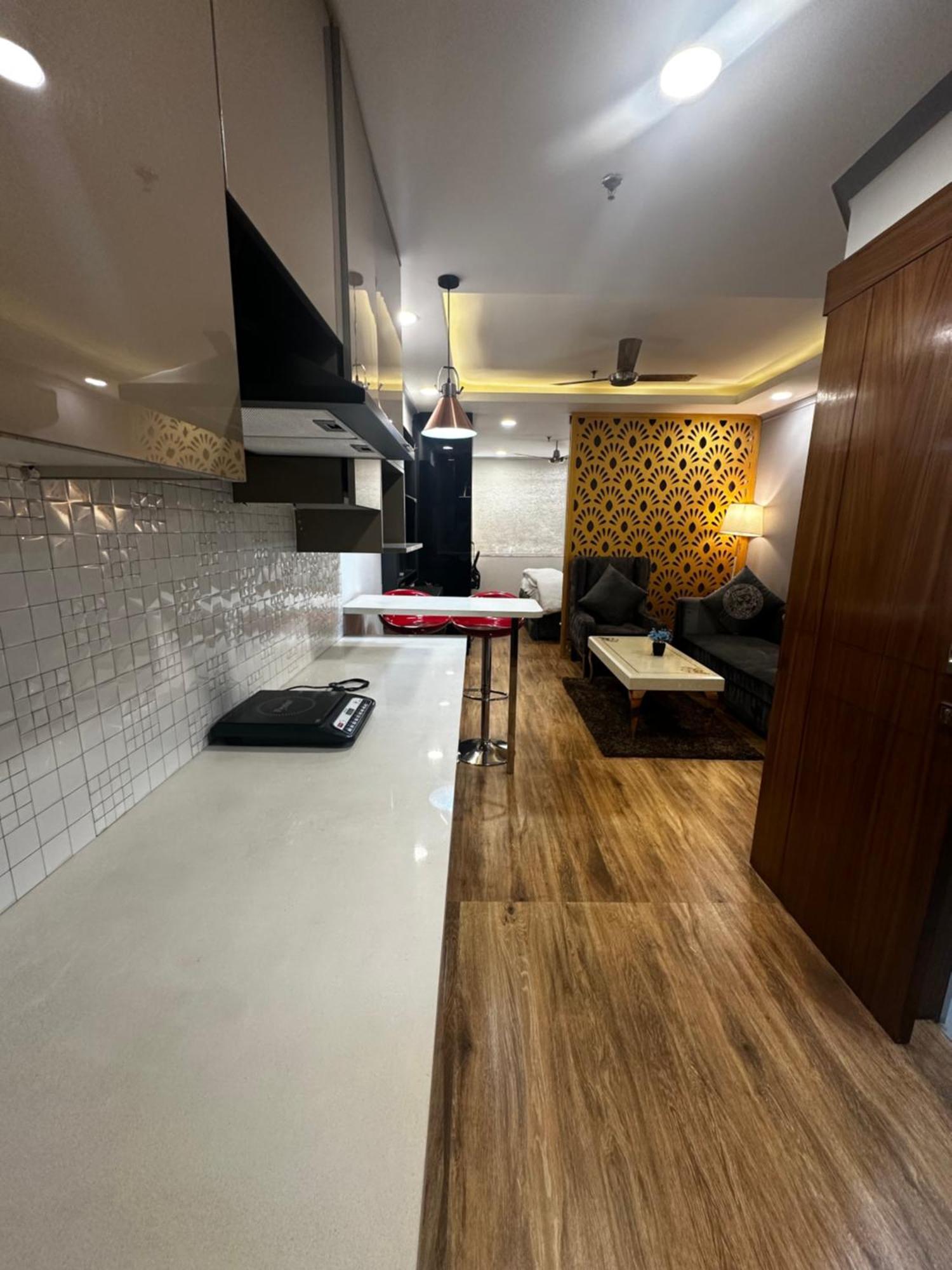 Luxury Living Expert Fully Furnished Apartment Gurgaon