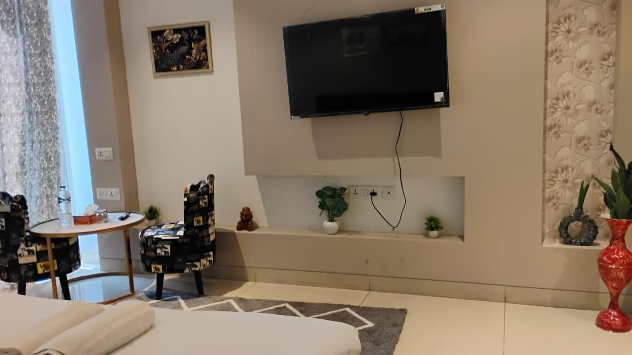 High-rise Apartment *