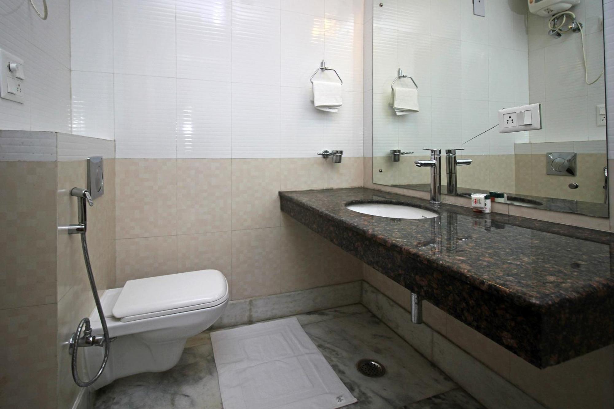 O Red Horse Hotel 3*