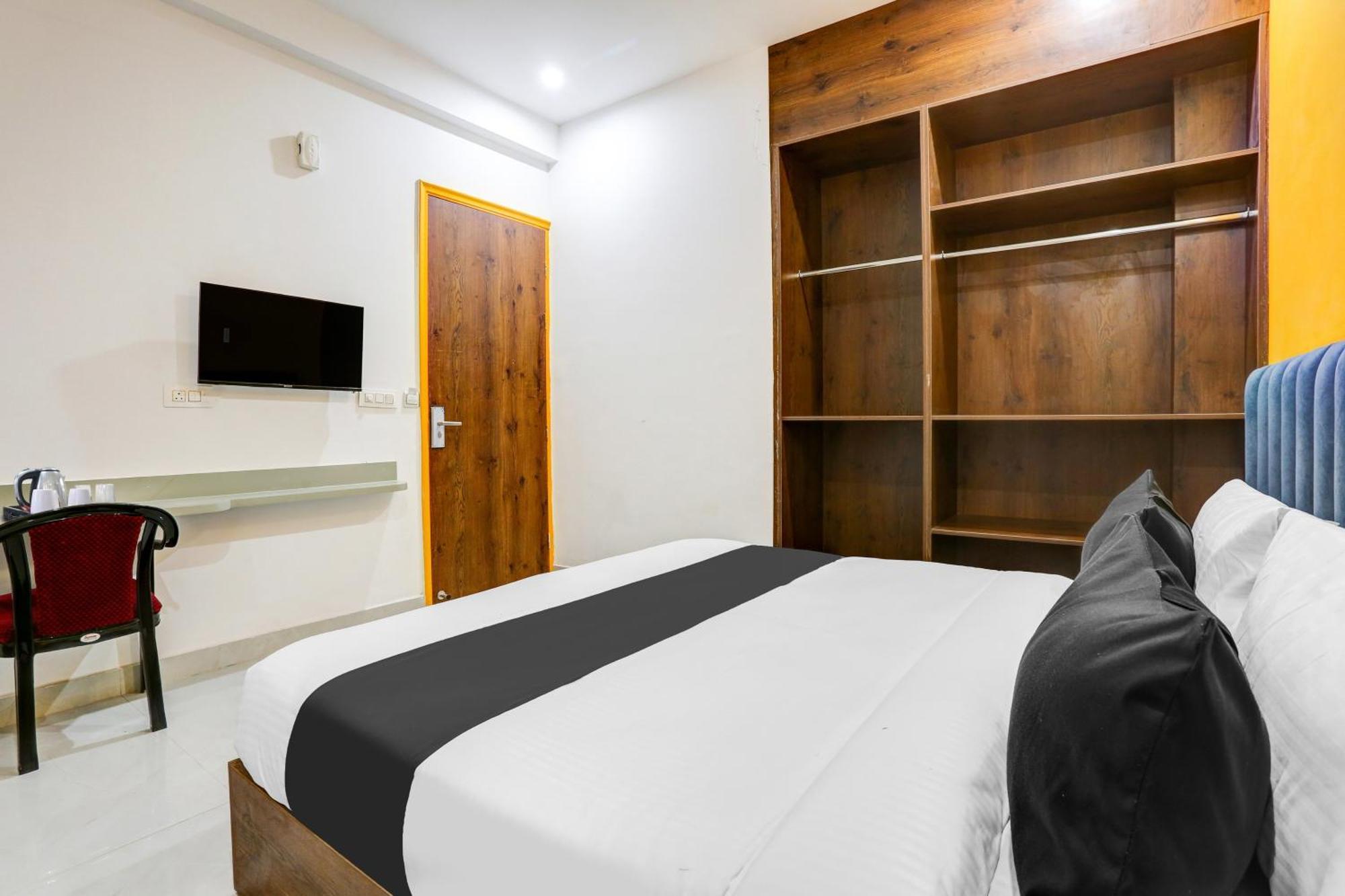 Super Townhouse Sector 69 Hotel Gurgaon