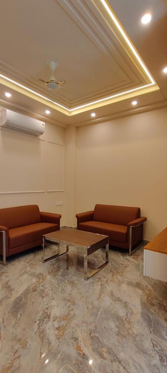 Apartment Lime Tree 1bhk Service Near Artemis, Sector 52 *