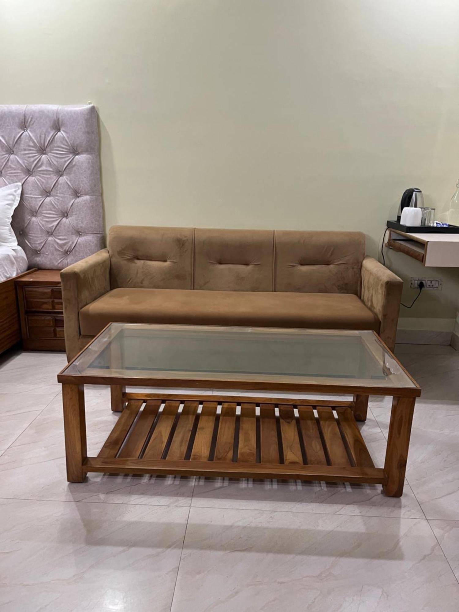 Hotel Vinayak Sector 43 3*