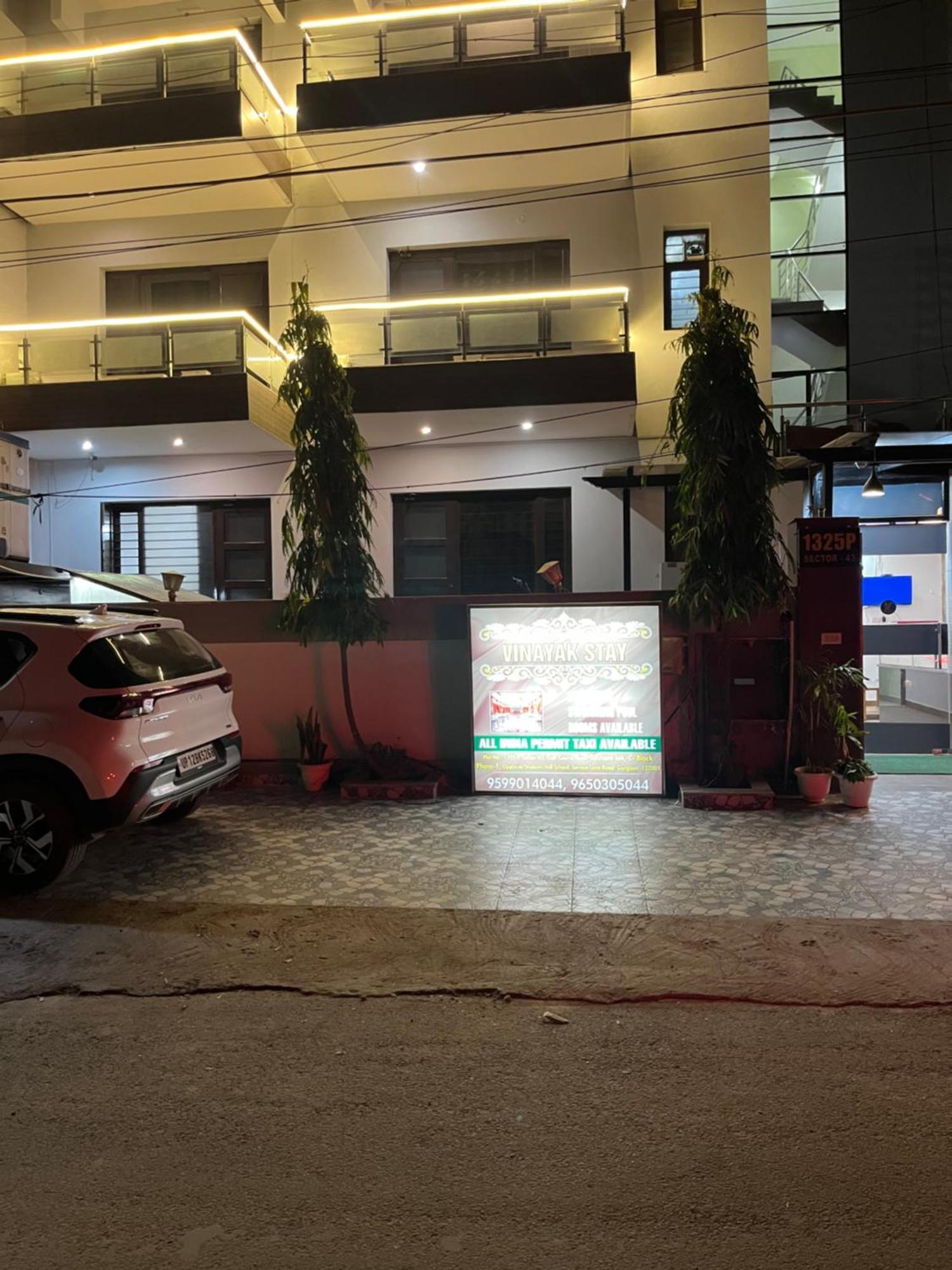 Vinayak Sector 43 Hotel