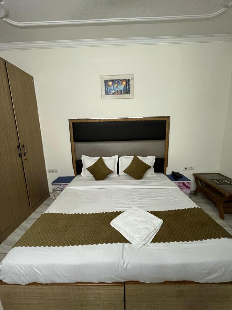 Vinayak Sector 43 Gurgaon