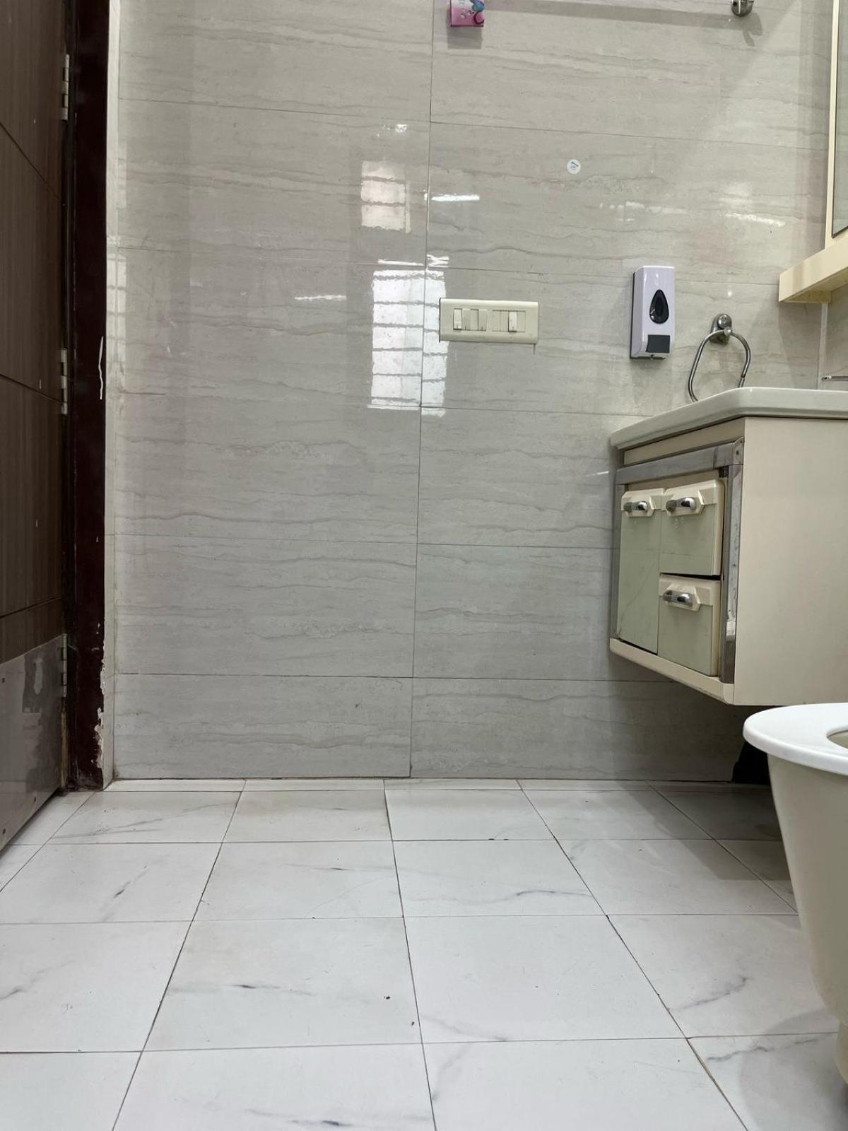 Vinayak Sector 43 Hotel Gurgaon