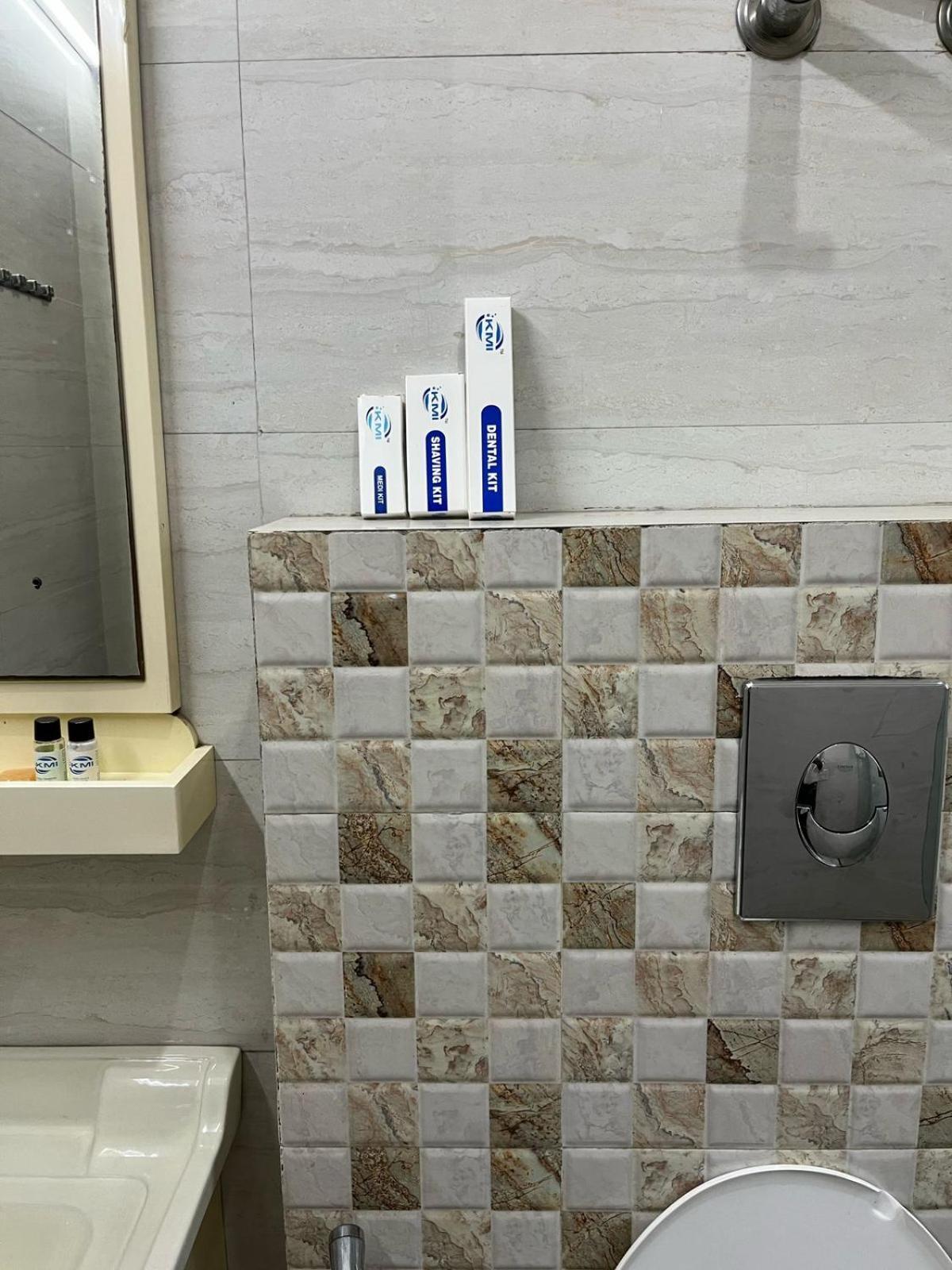 Vinayak Sector 43 Hotel