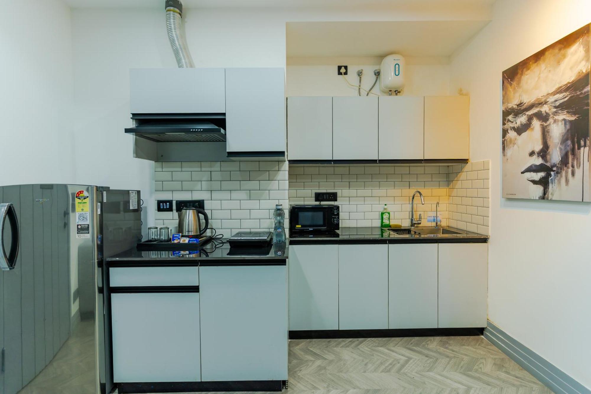 Apartment Bedchambers Luxury Near Golf Course Road *