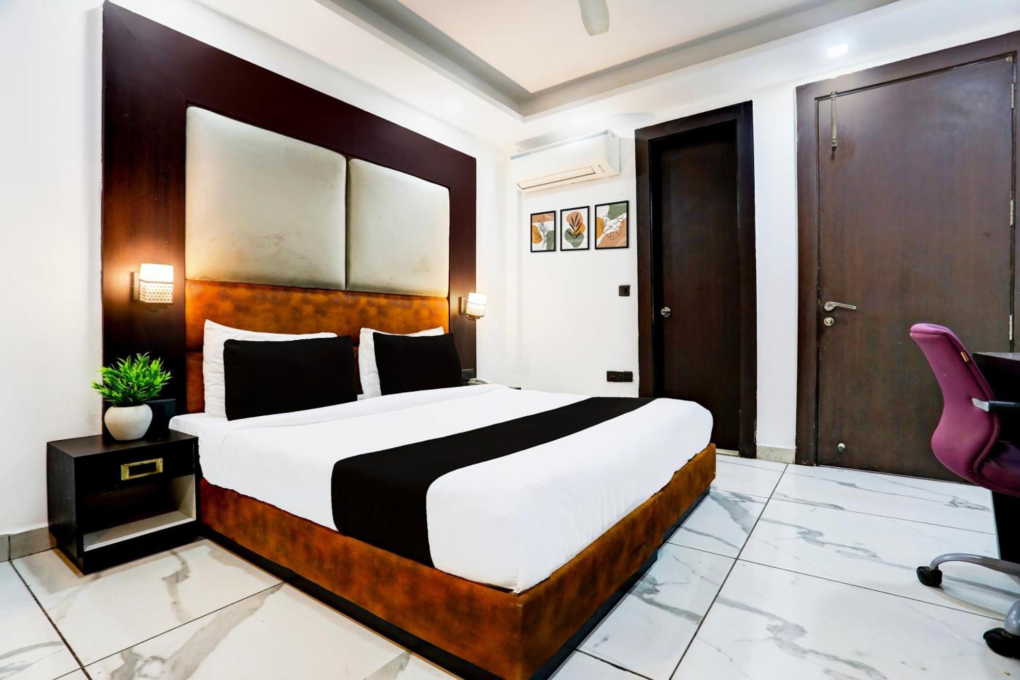 Hotel Super Townhouse Sector 52 Near Artemis Hospital