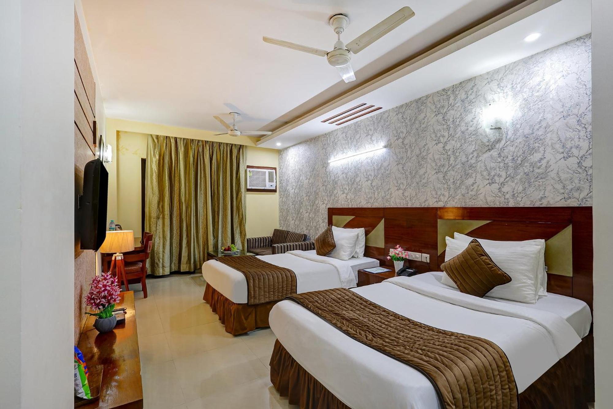 Hotel Fabhotel B