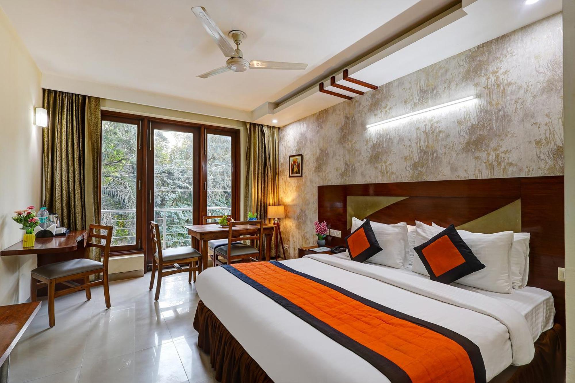 Fabhotel B Hotel 3*