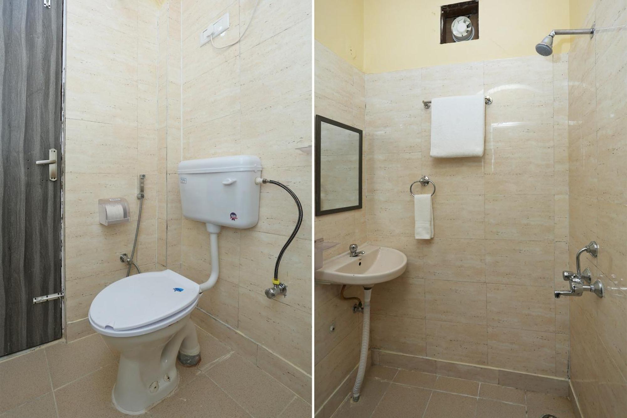 Hotel O Awesome Near Appu Ghar 3*
