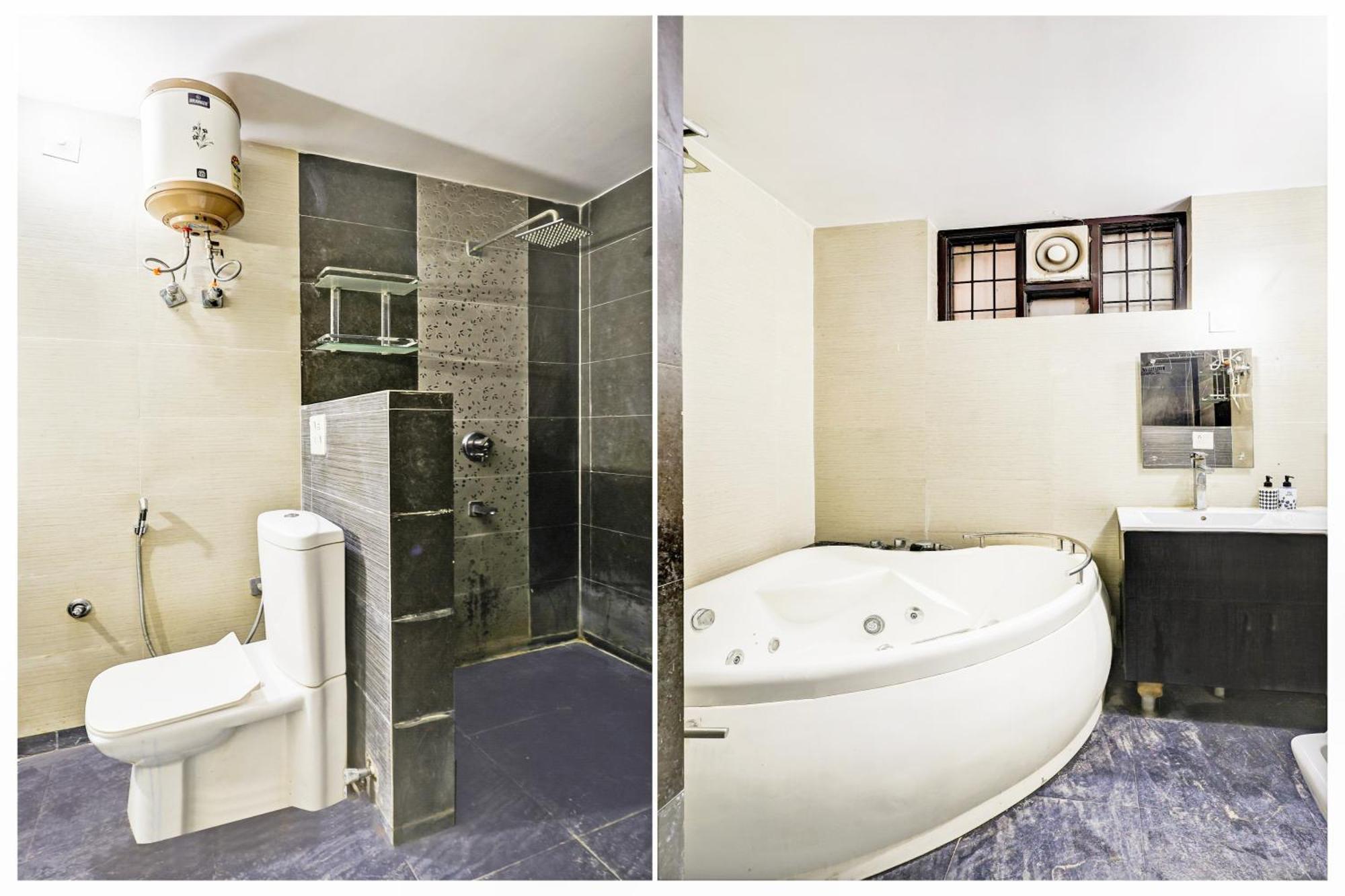 Hotel Super Townhouse Mayfield Garden Nearby Golf Course Road