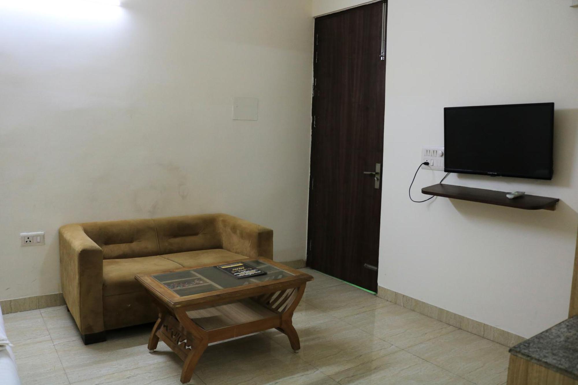 Hotel Vinayak Sector 43 Gurgaon