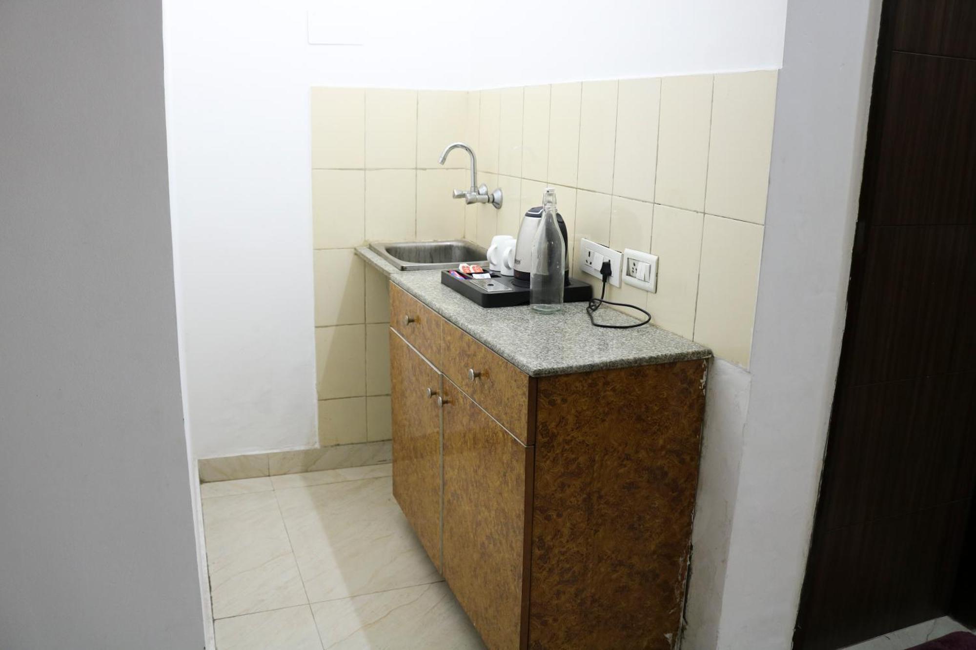 Hotel Vinayak Sector 43 Gurgaon