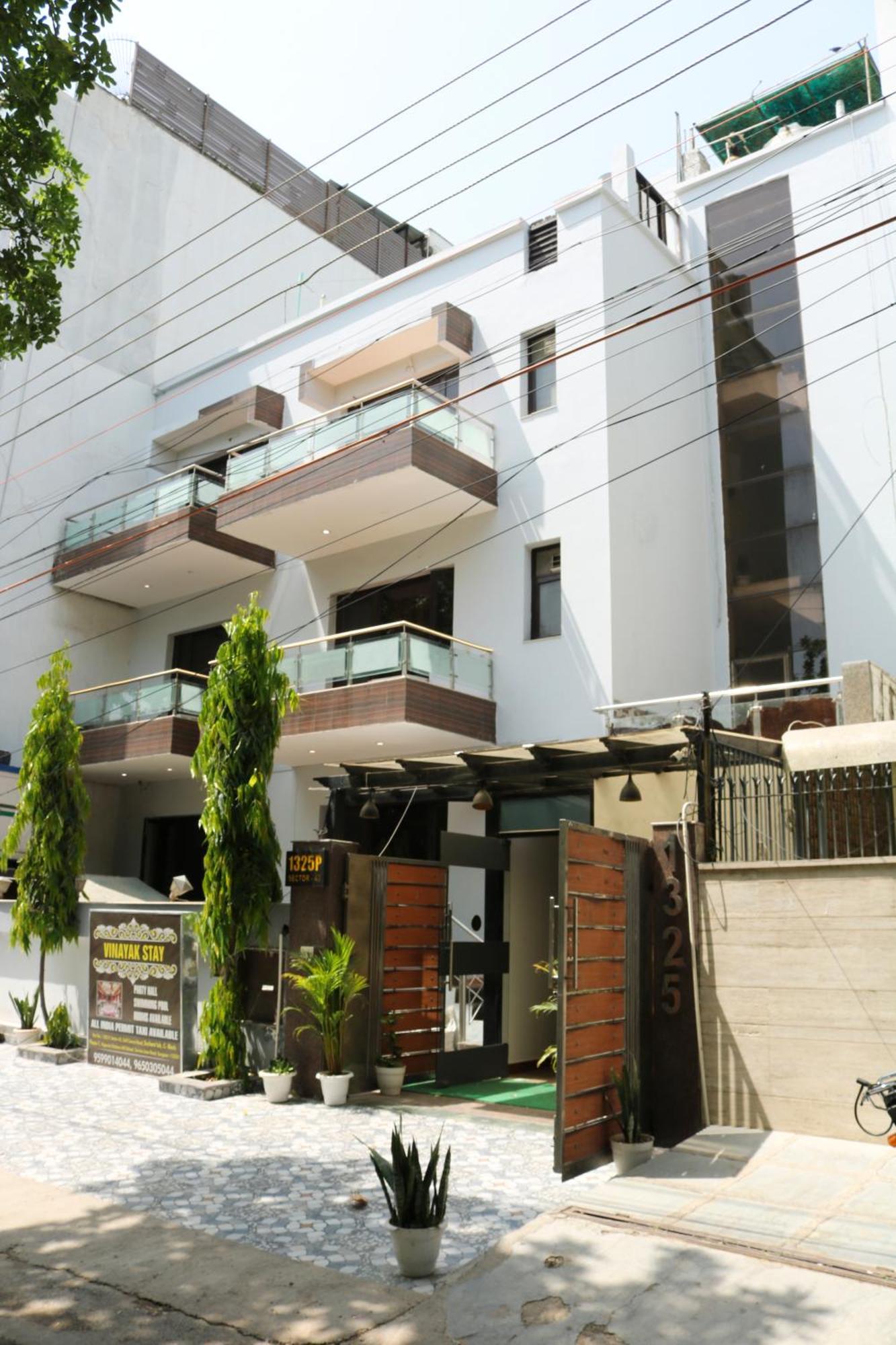 Vinayak Sector 43