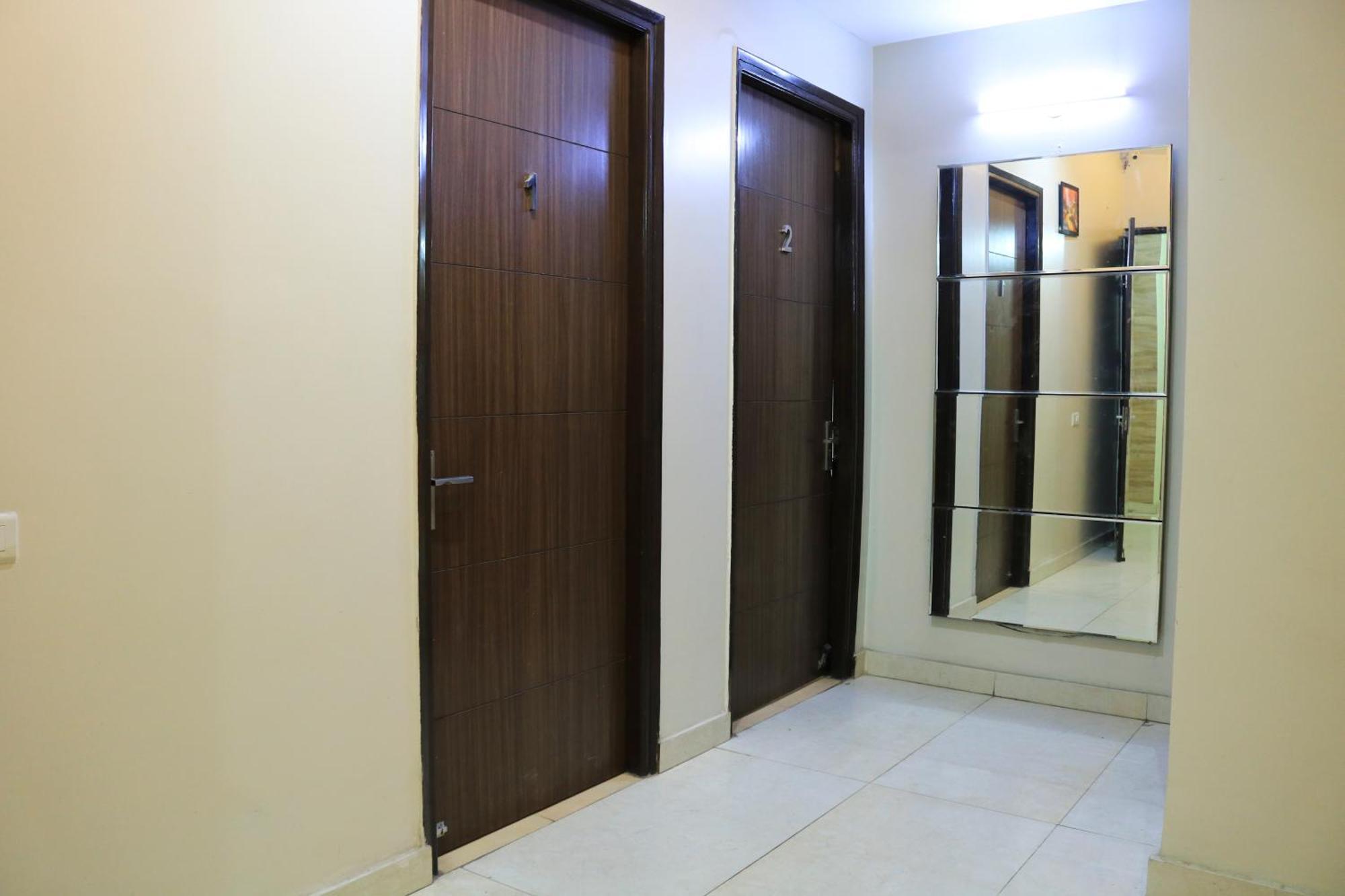 Vinayak Sector 43 3*