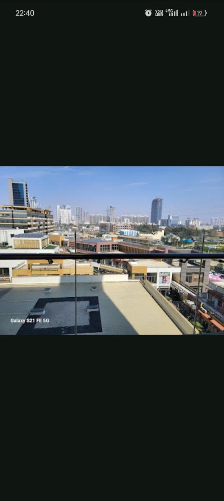 Stylish Street Apartment Gurgaon Apartment Gurgaon
