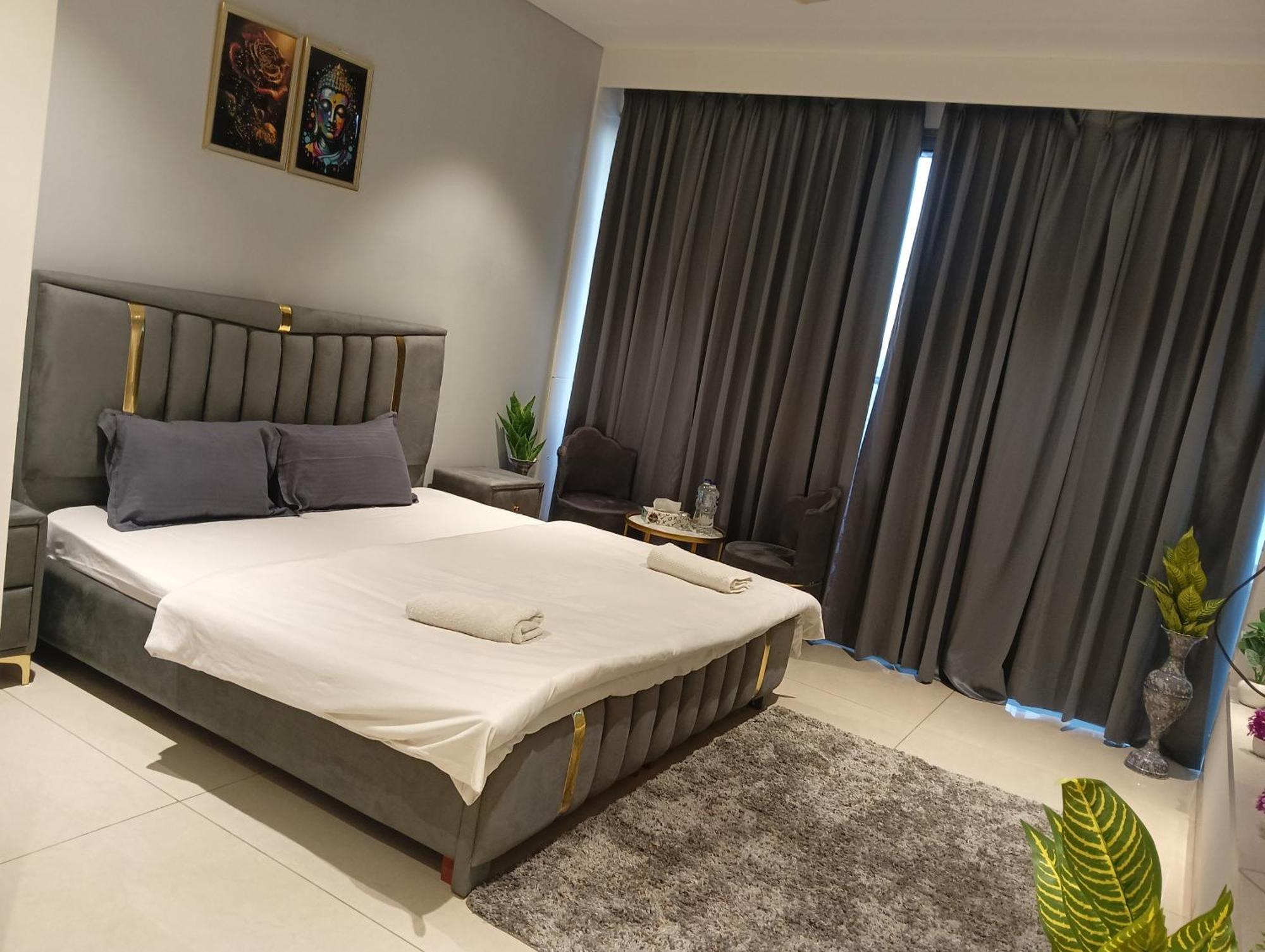 Apartment Stylish Street Apartment Gurgaon Gurgaon